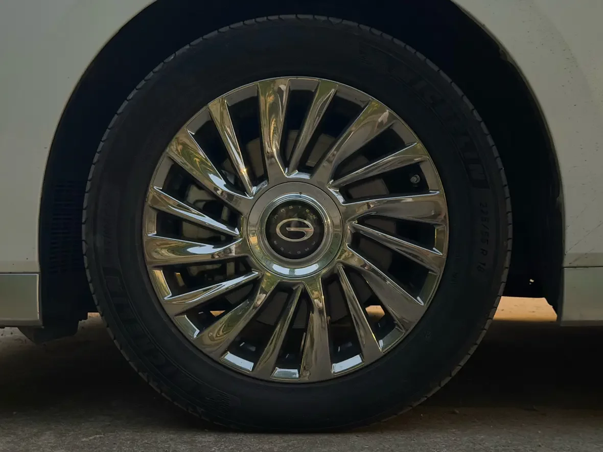 GAC Trumpchi M8