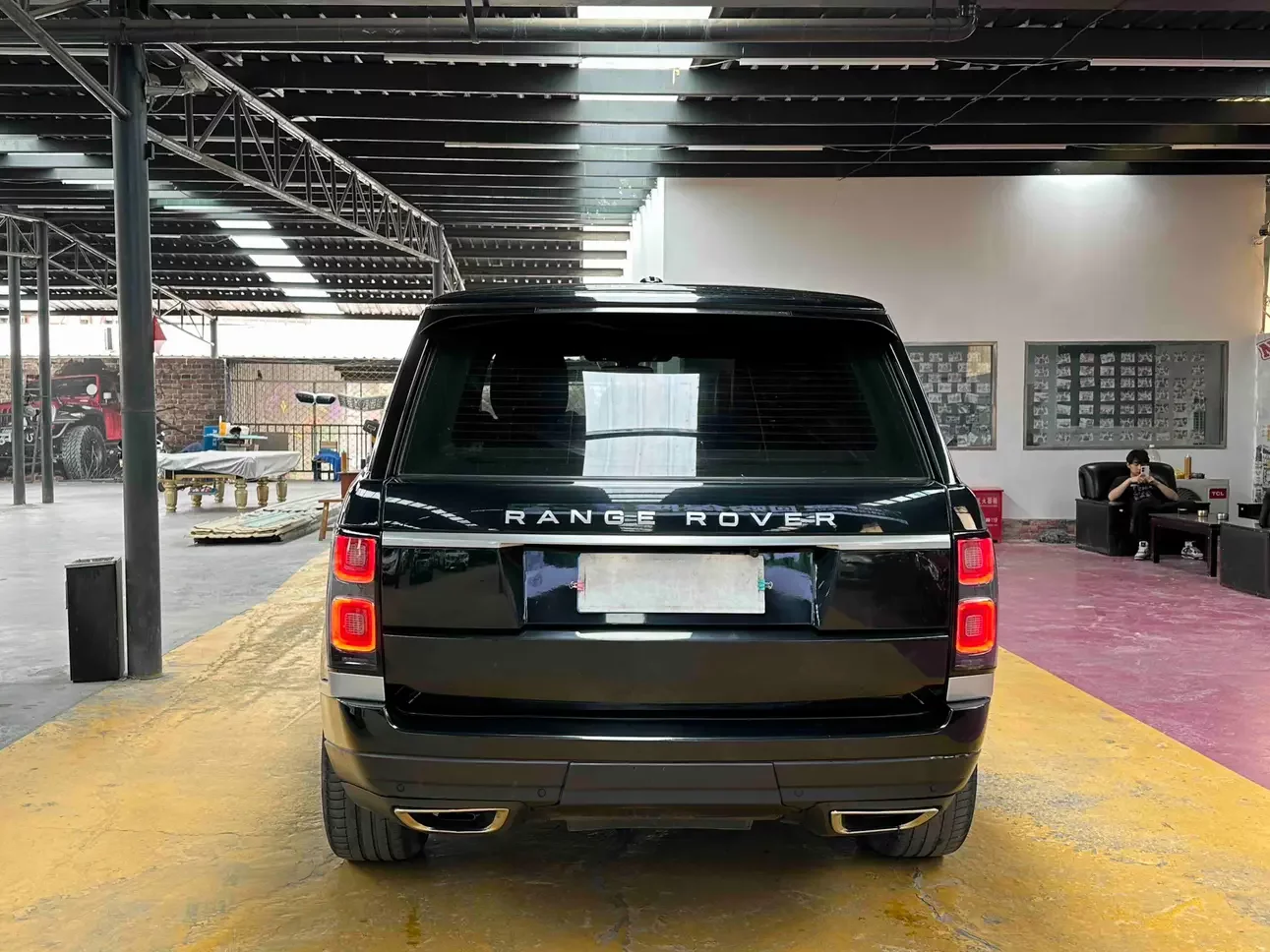 Land Rover range rover