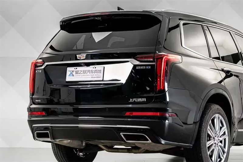 Cadillac XT6