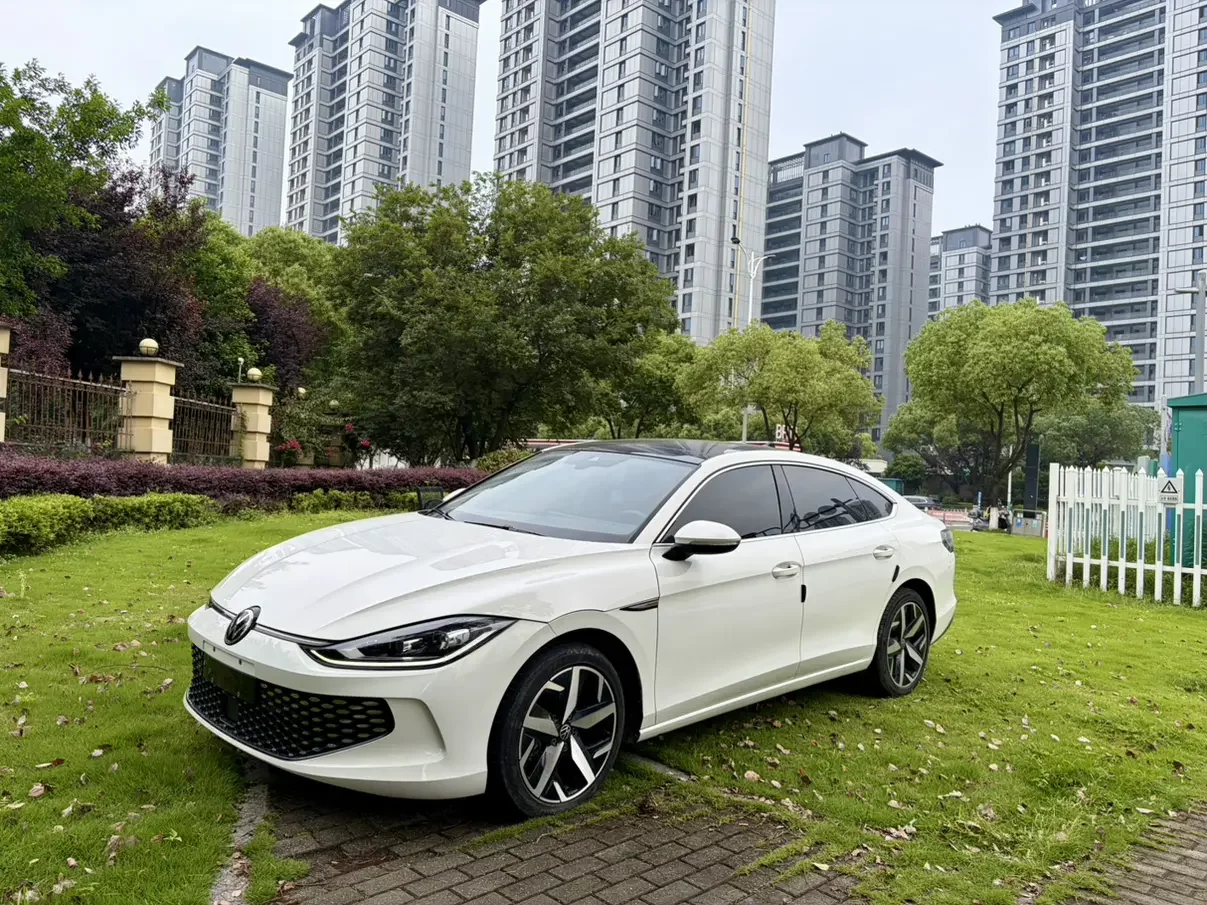 Volkswagen Lamando