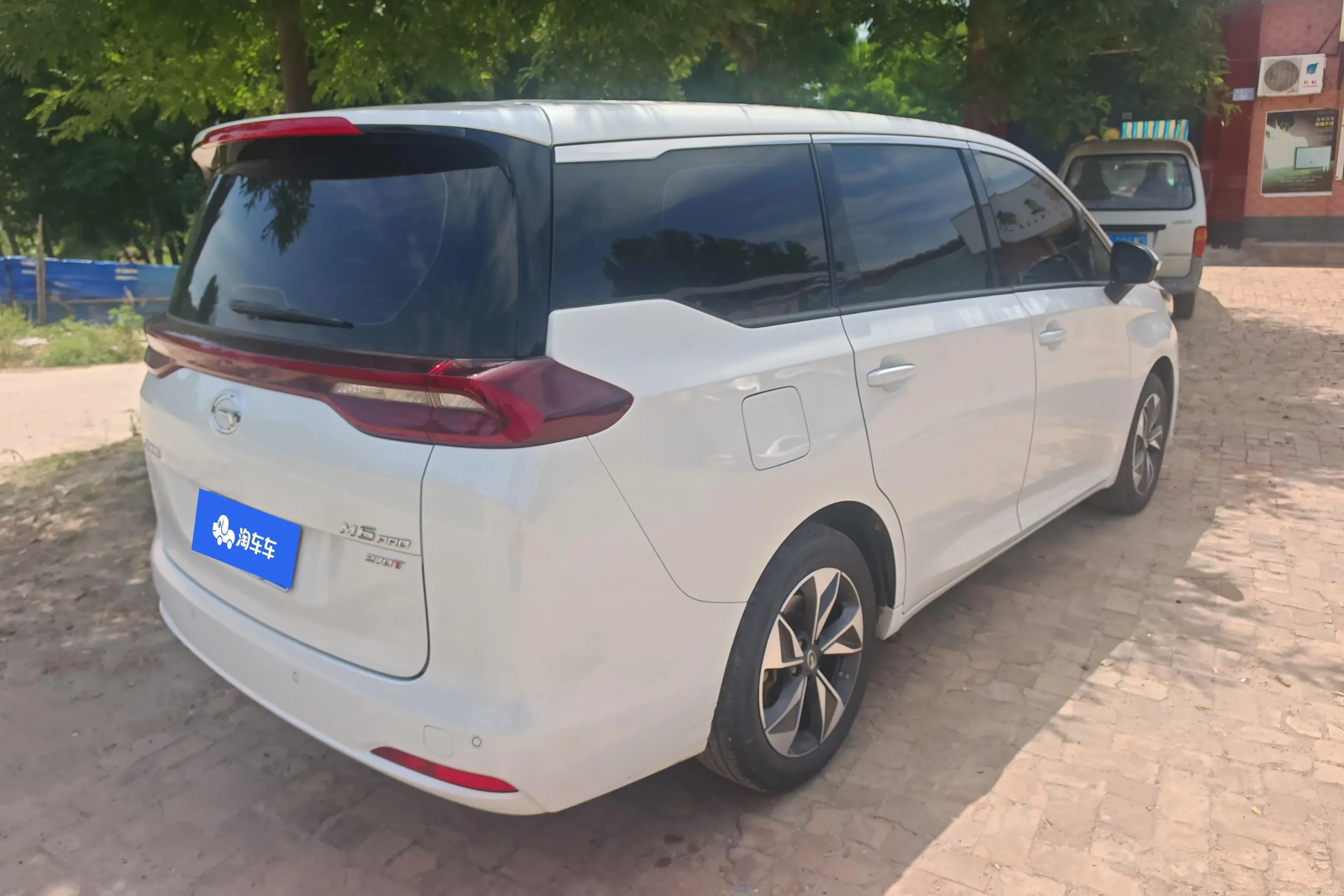 GAC Trumpchi M6