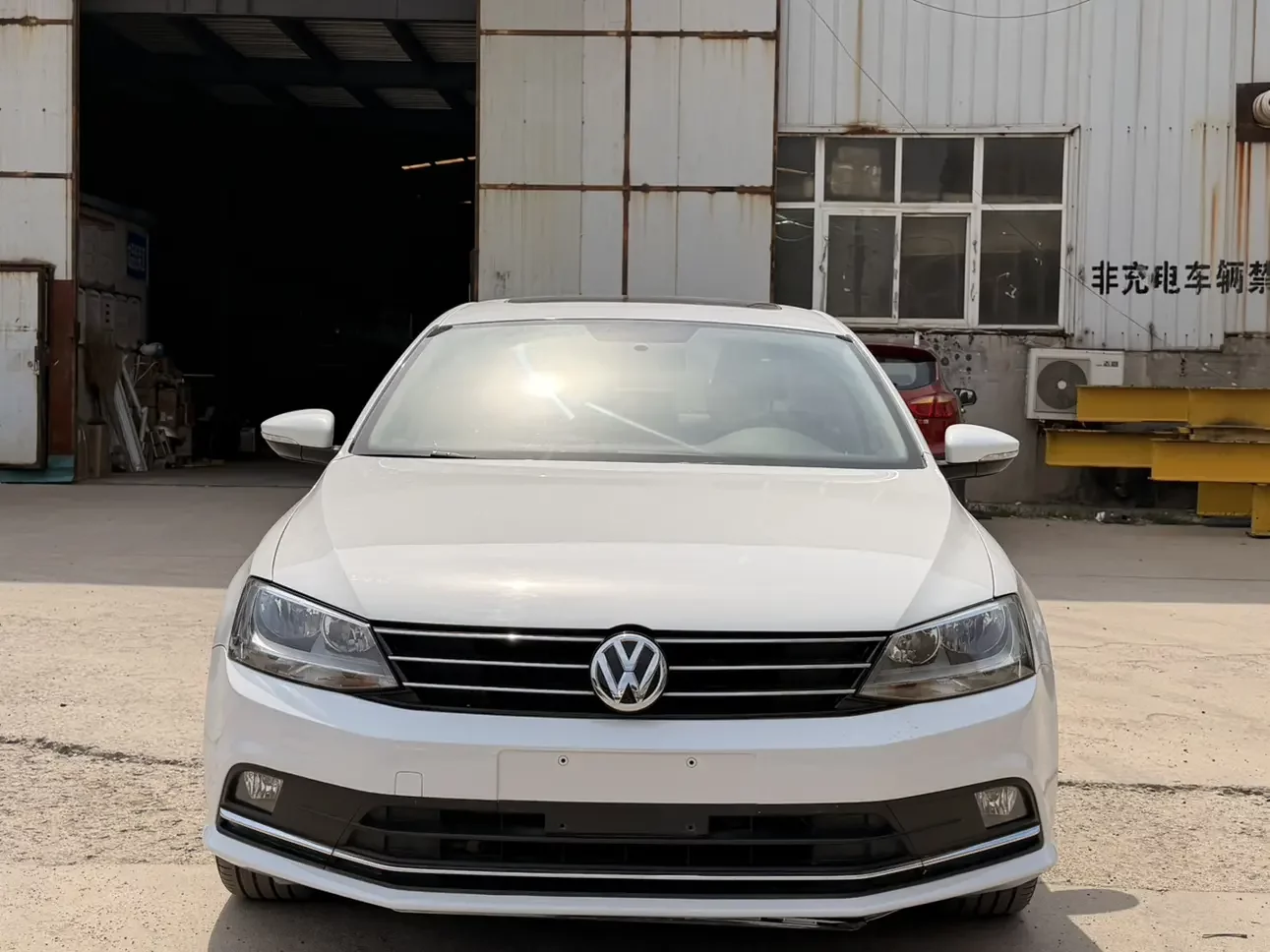 Volkswagen Sagitar