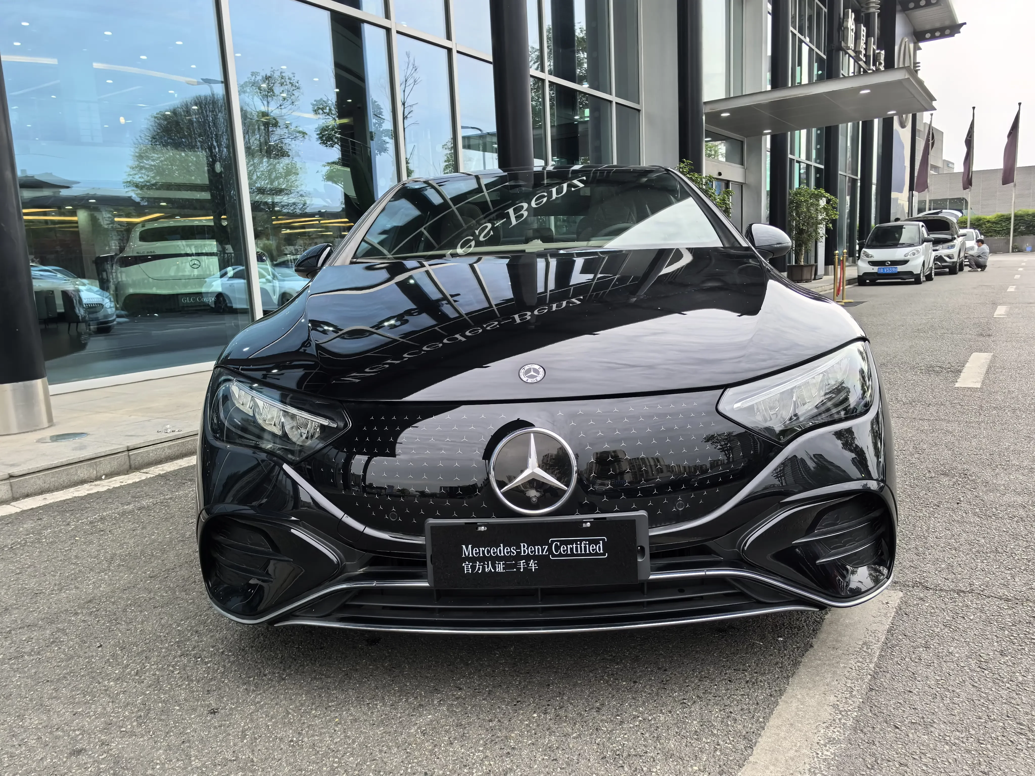 Mercedes-Benz EQE