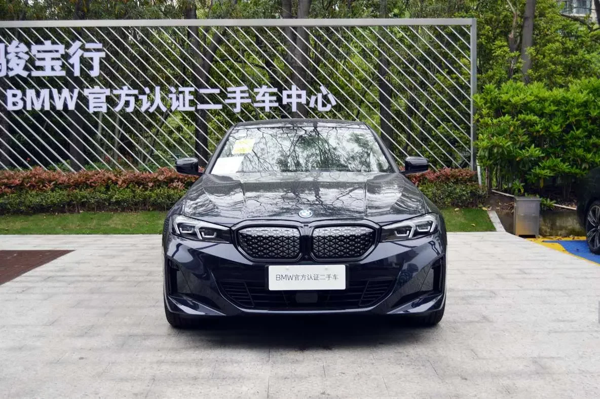 BMW i3
