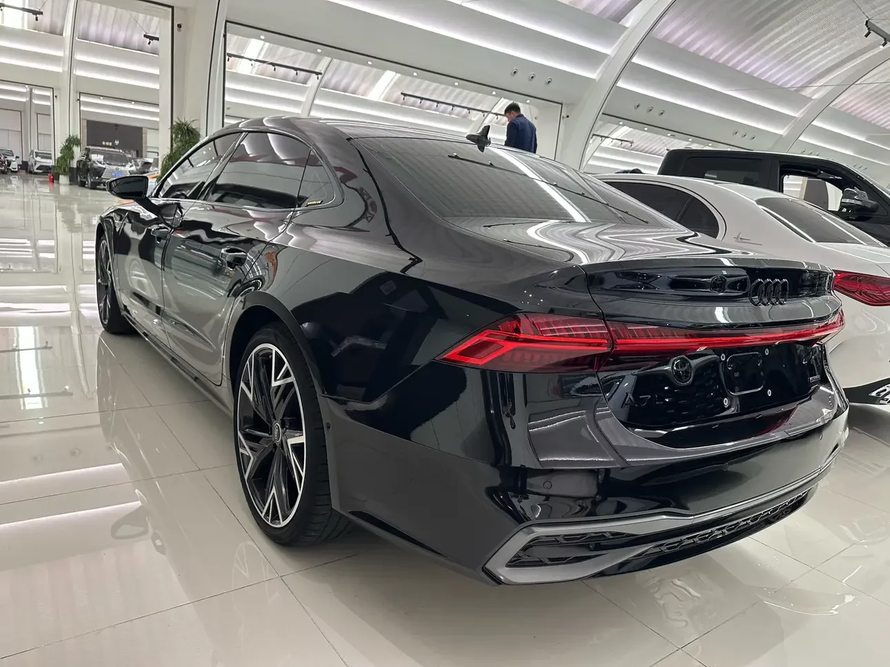 Audi A7L
