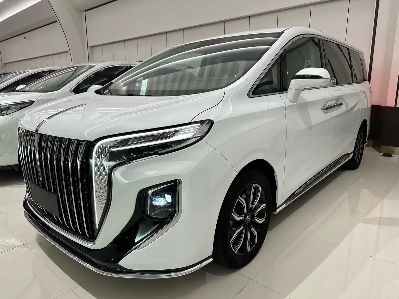Hongqi HQ9