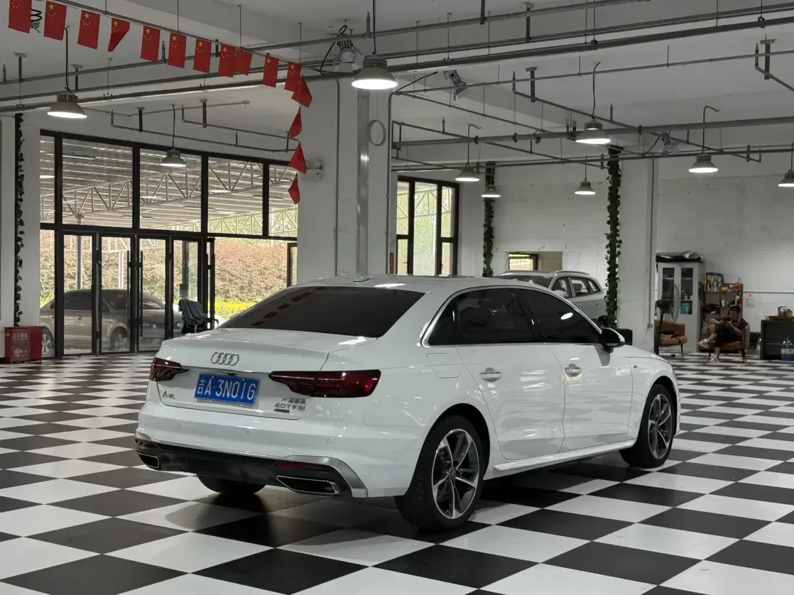 Audi A4L