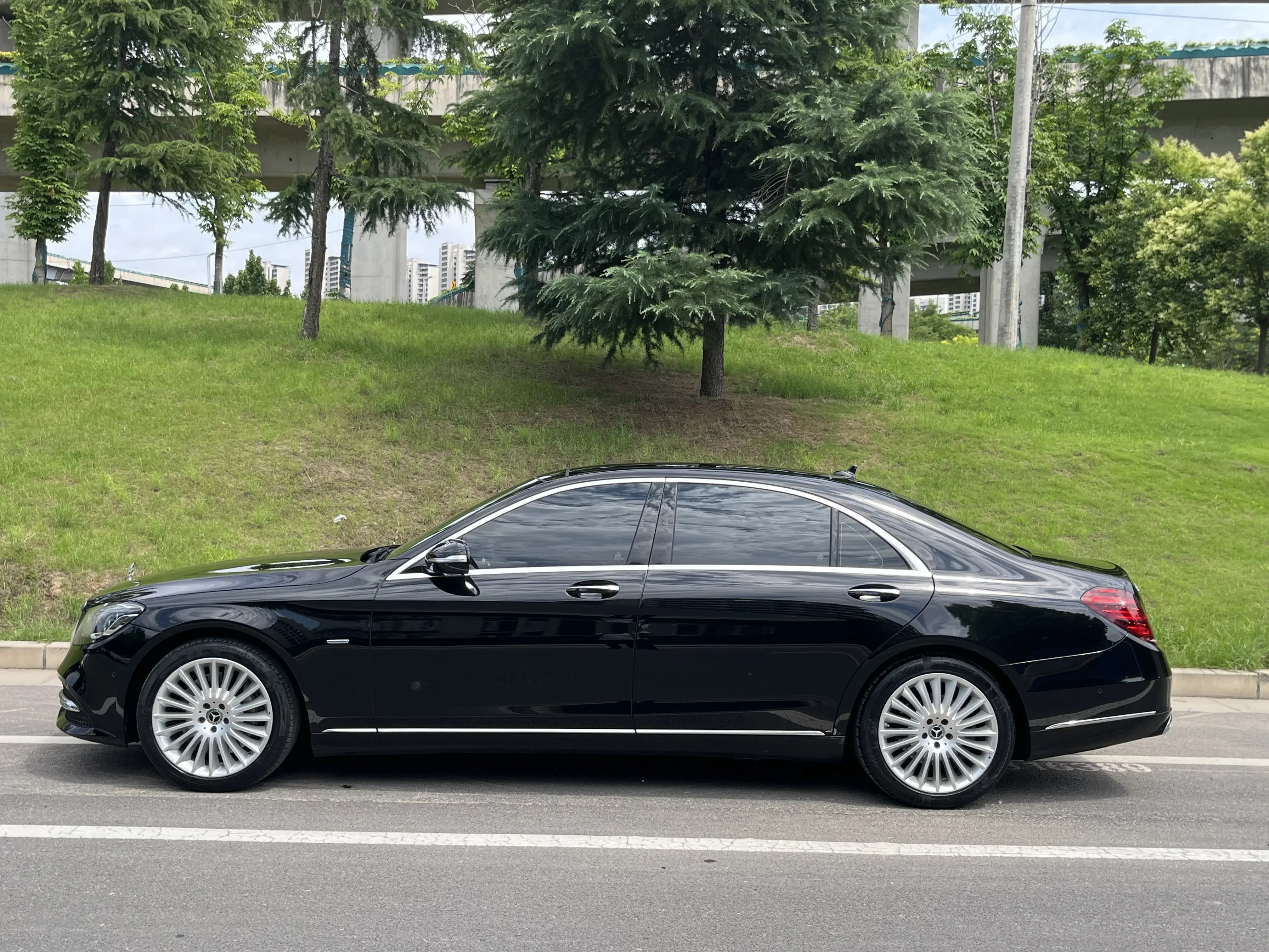 Mercedes-Benz S Class