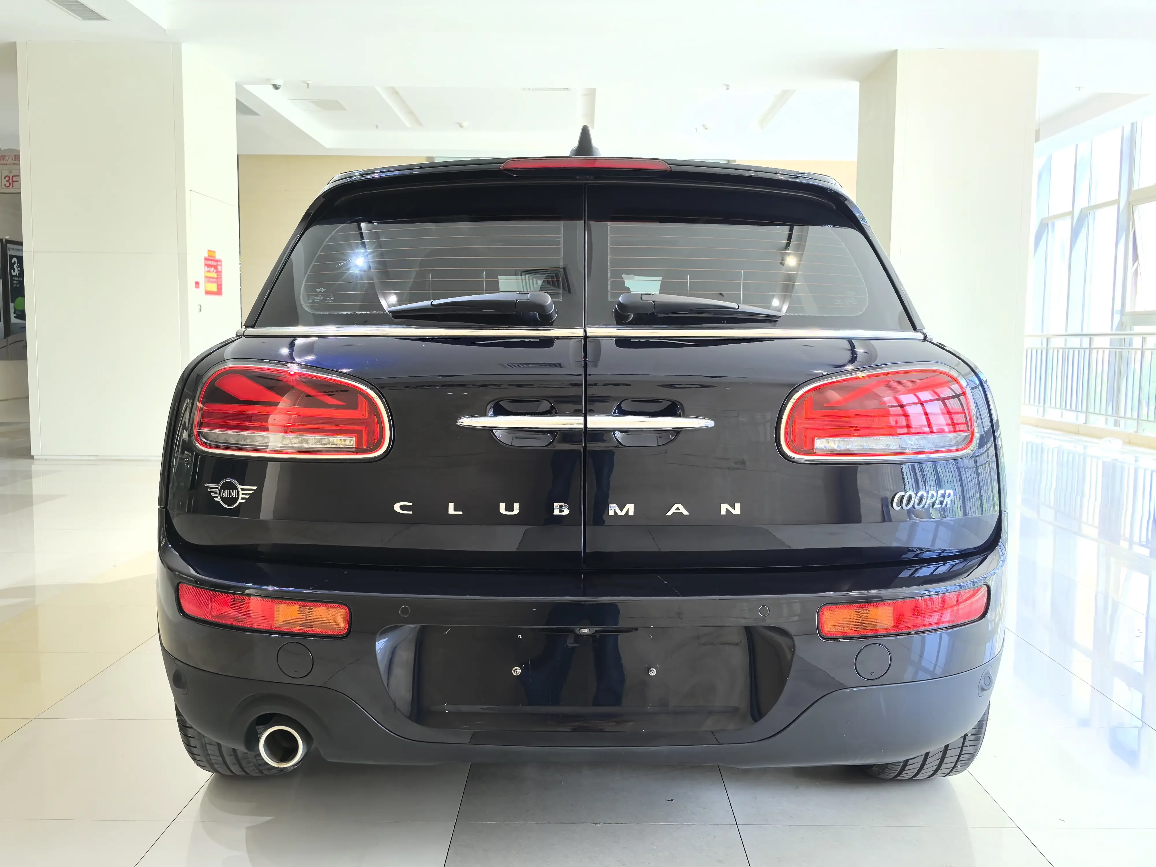 MINI CLUBMAN