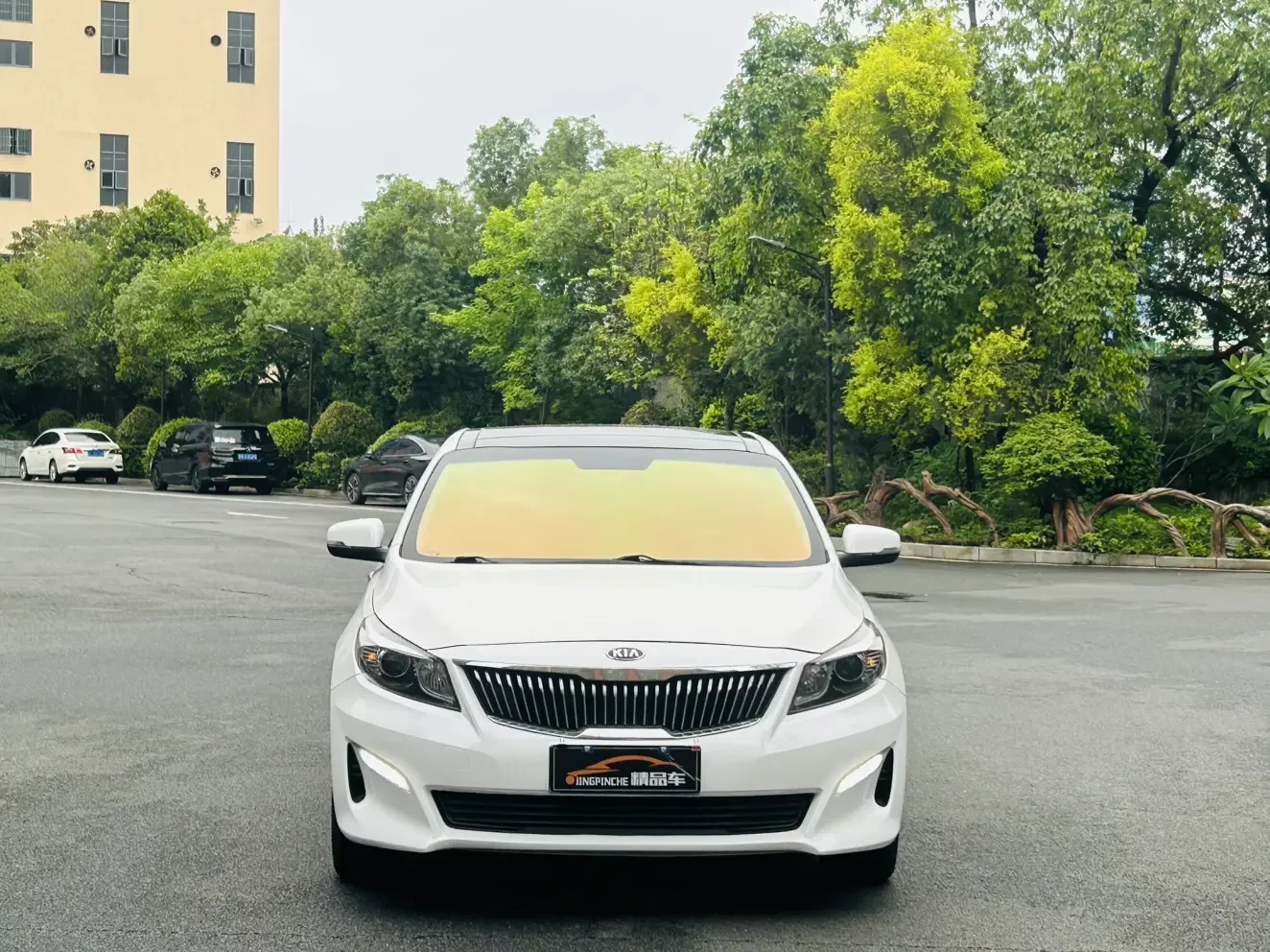 Kia K4