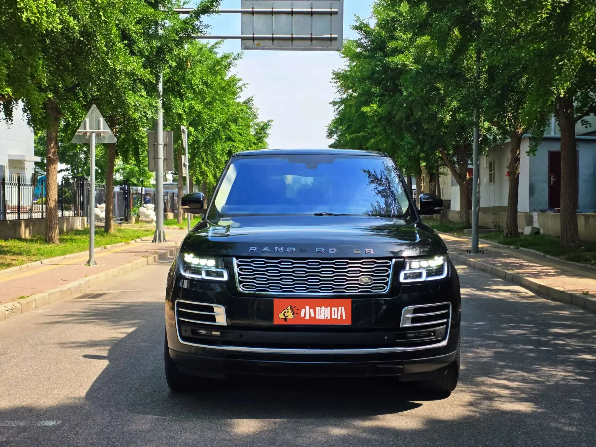 Land Rover range rover