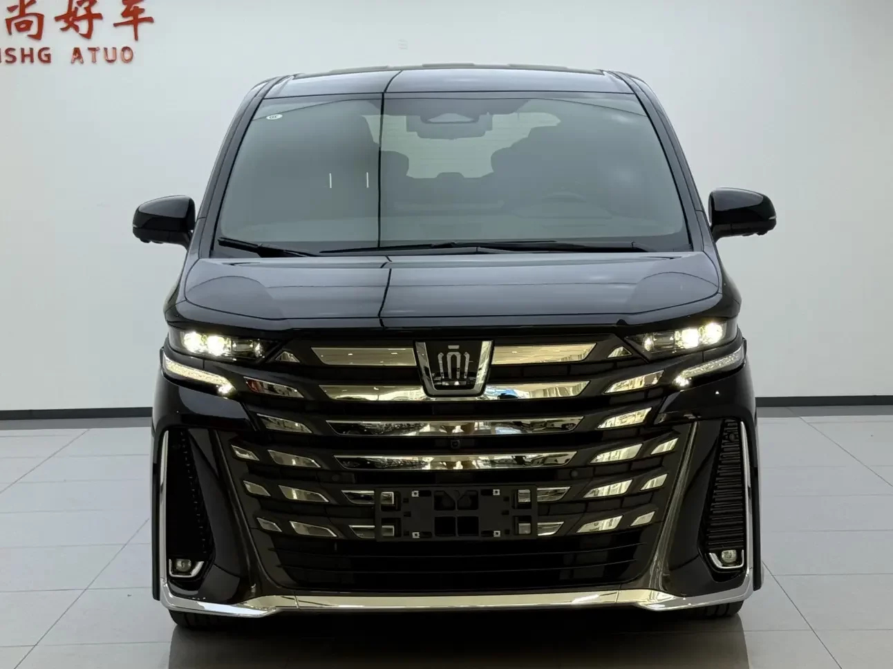 Toyota Crown Wellfire