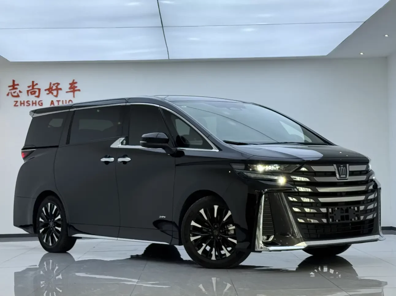 Toyota Crown Wellfire