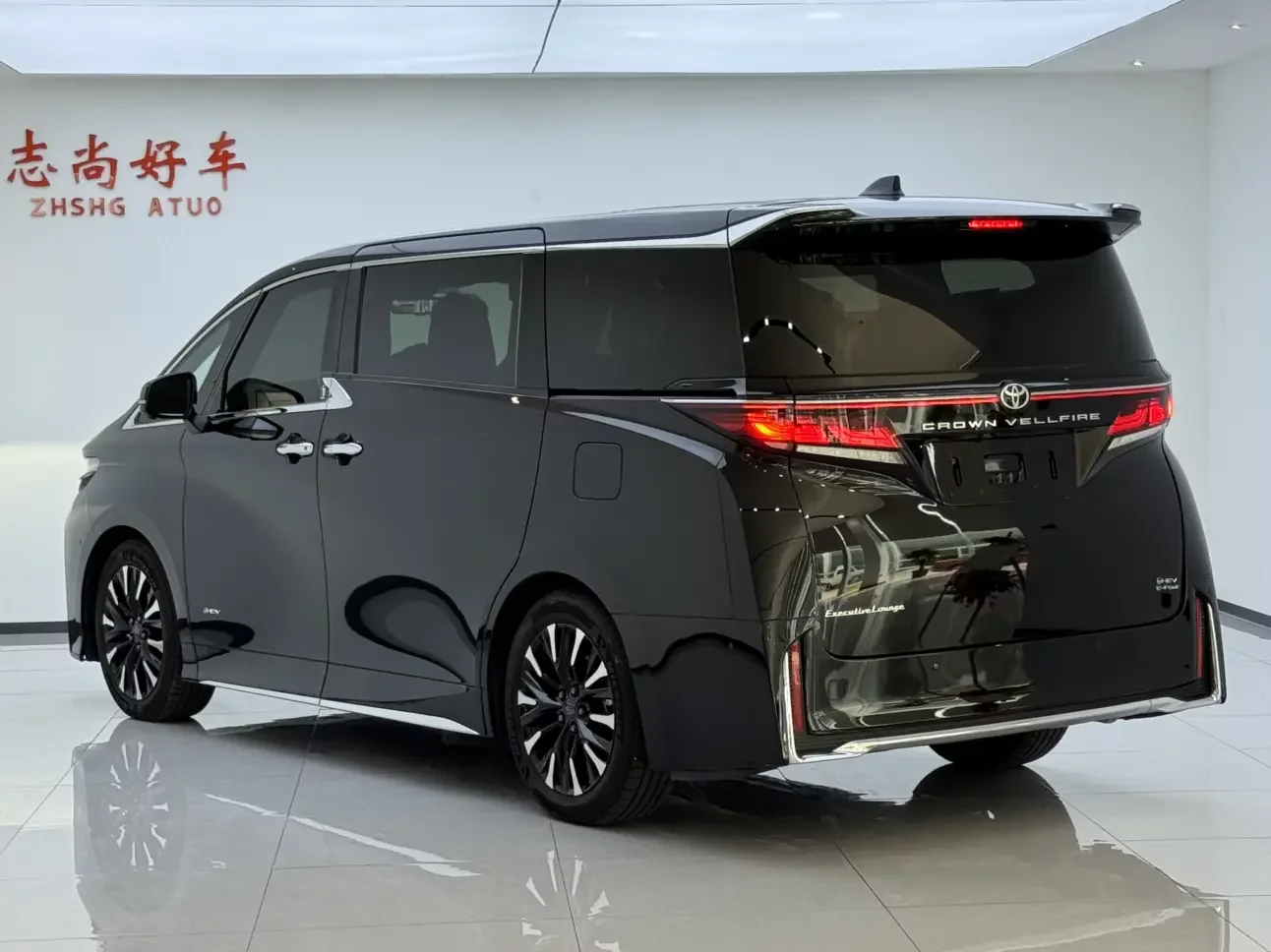 Toyota Crown Wellfire
