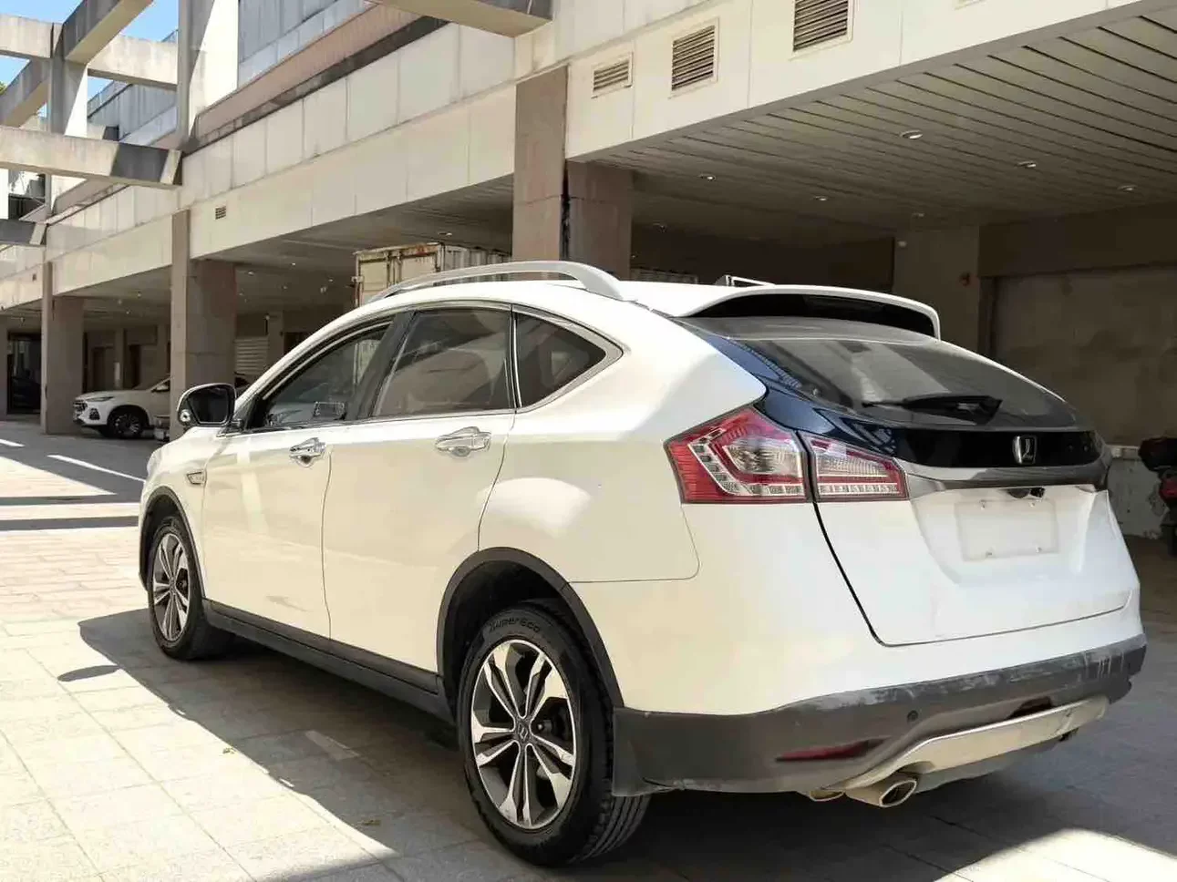 Nazhijie You6 SUV