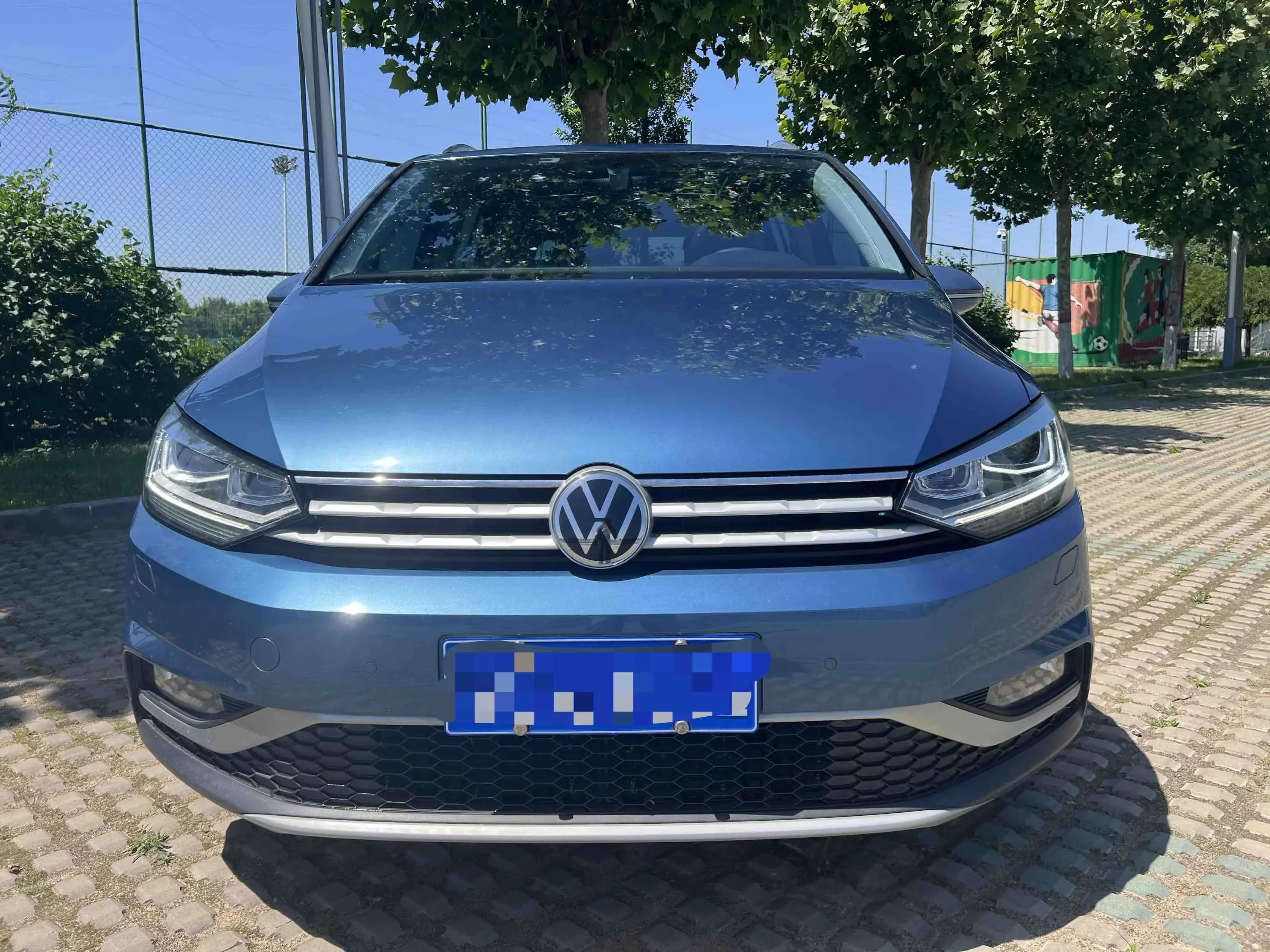 Volkswagen Touran L