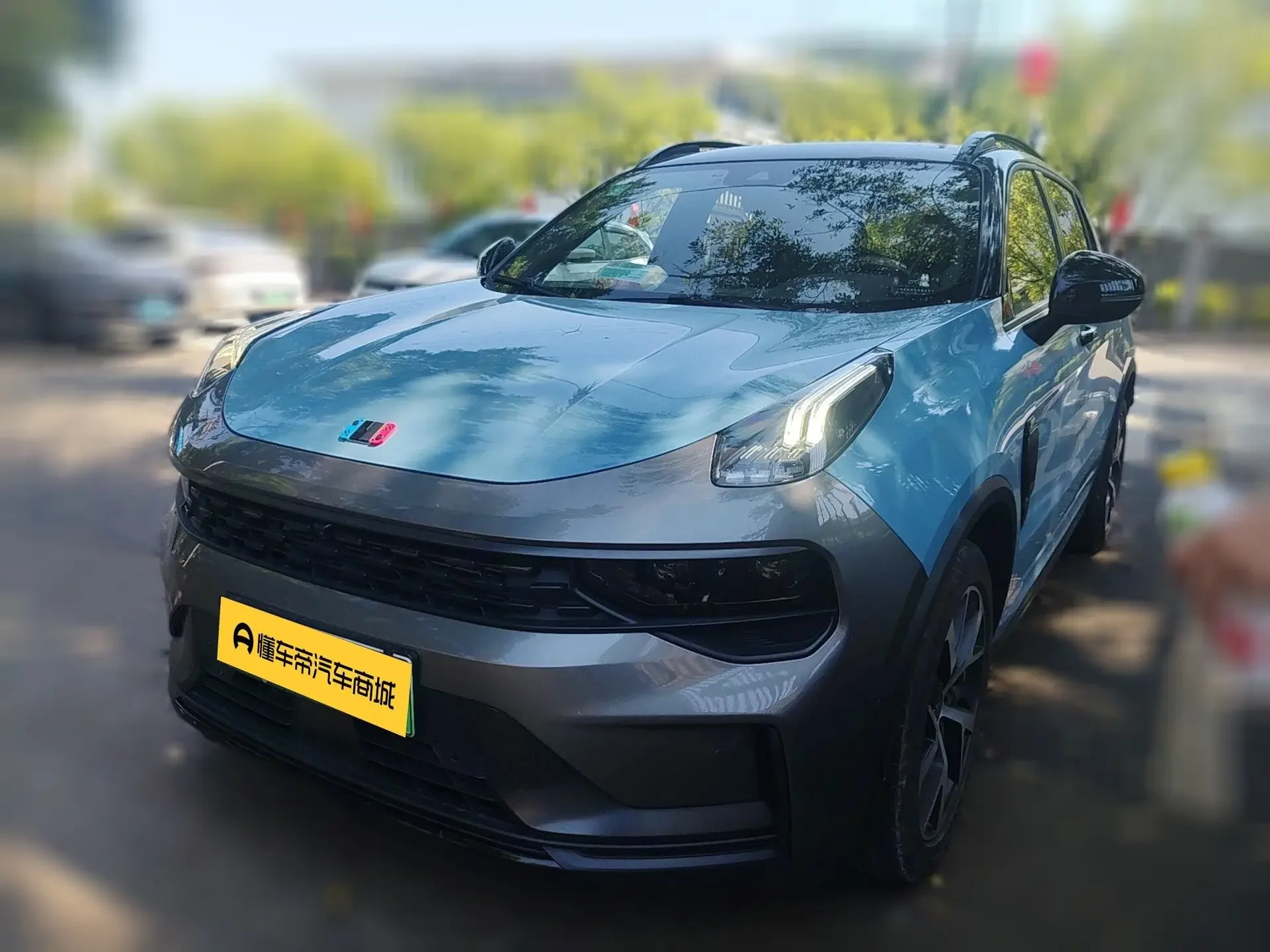 Lynk & Co 01 EM-P