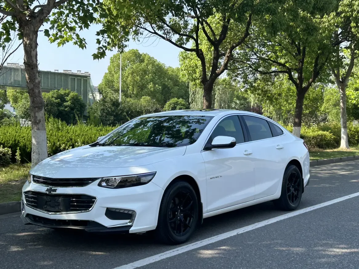 Chevrolet Malibu XL