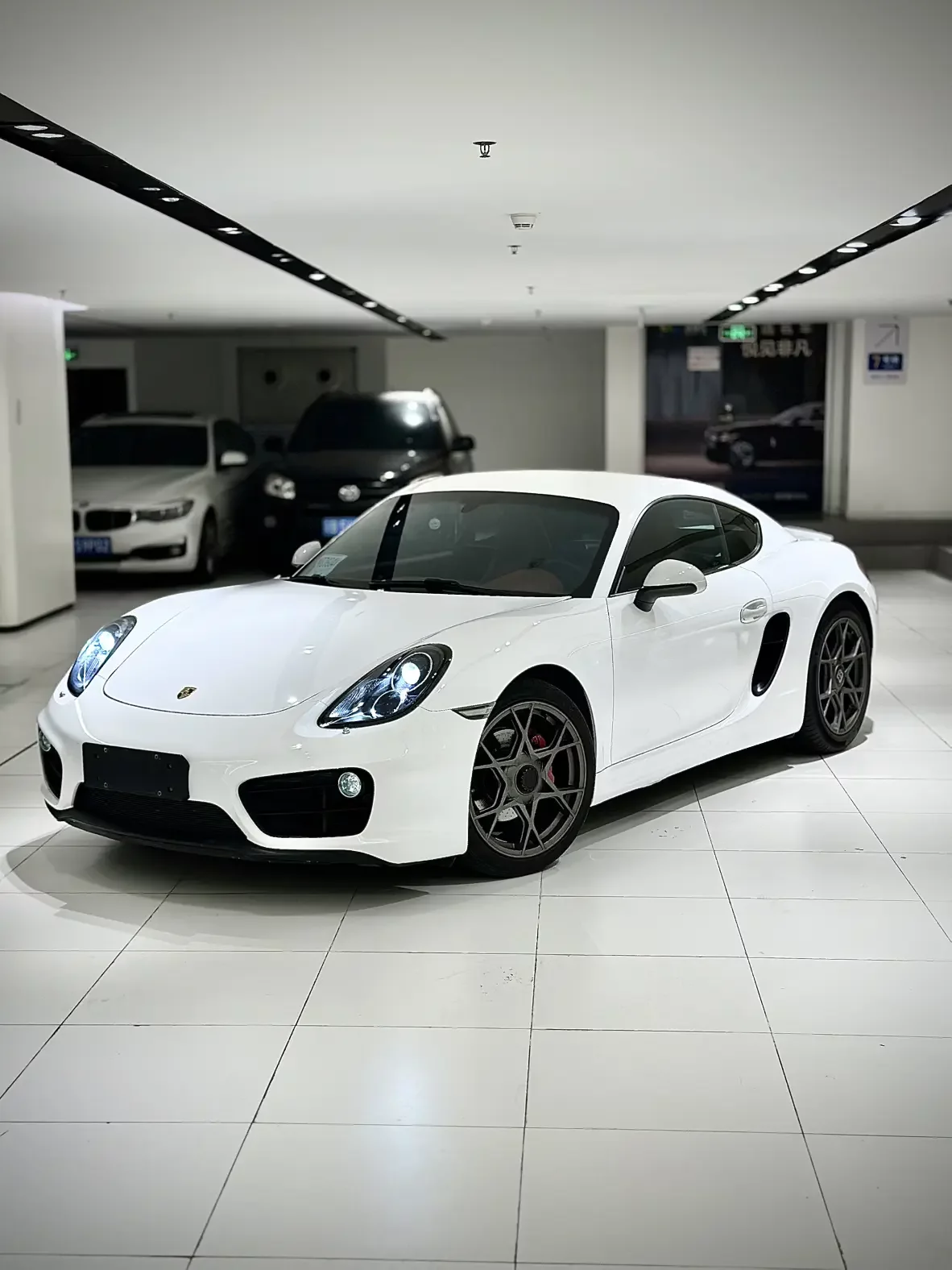 Porsche Cayman