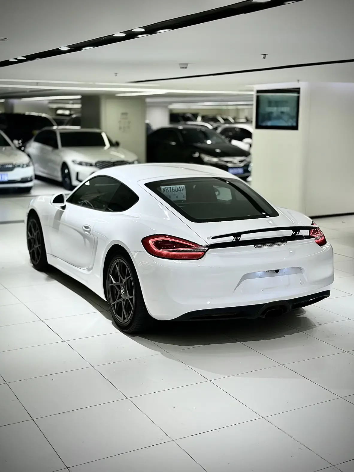 Porsche Cayman