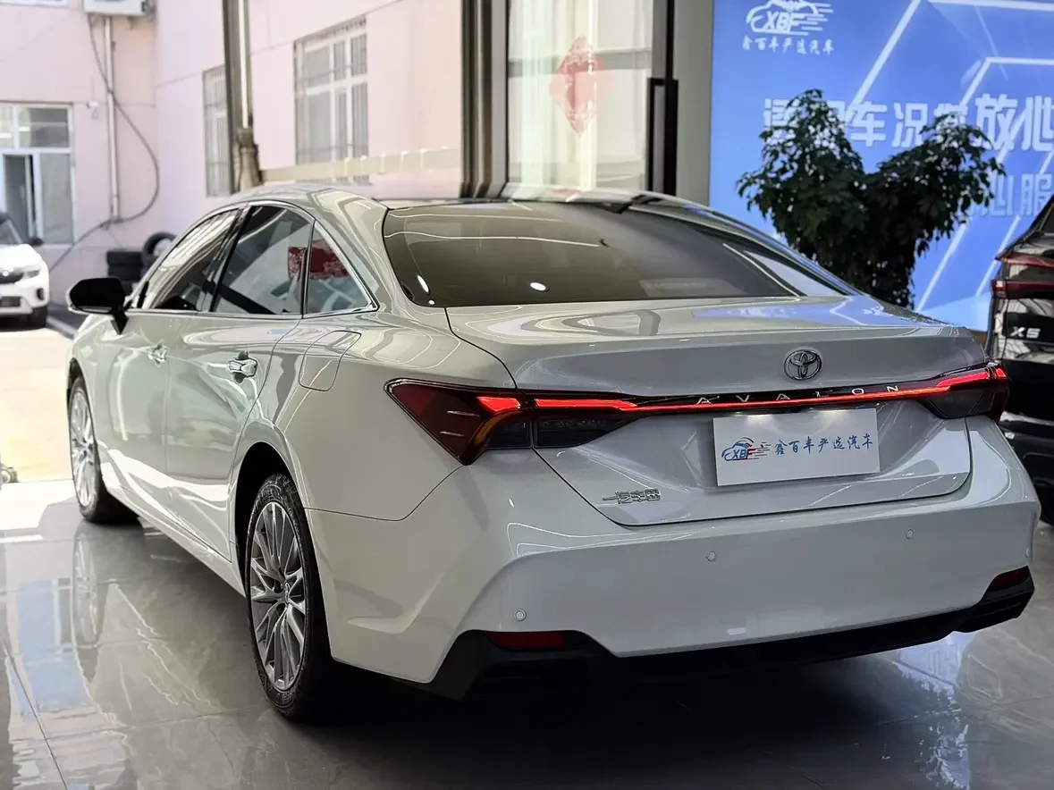 Toyota Avalon