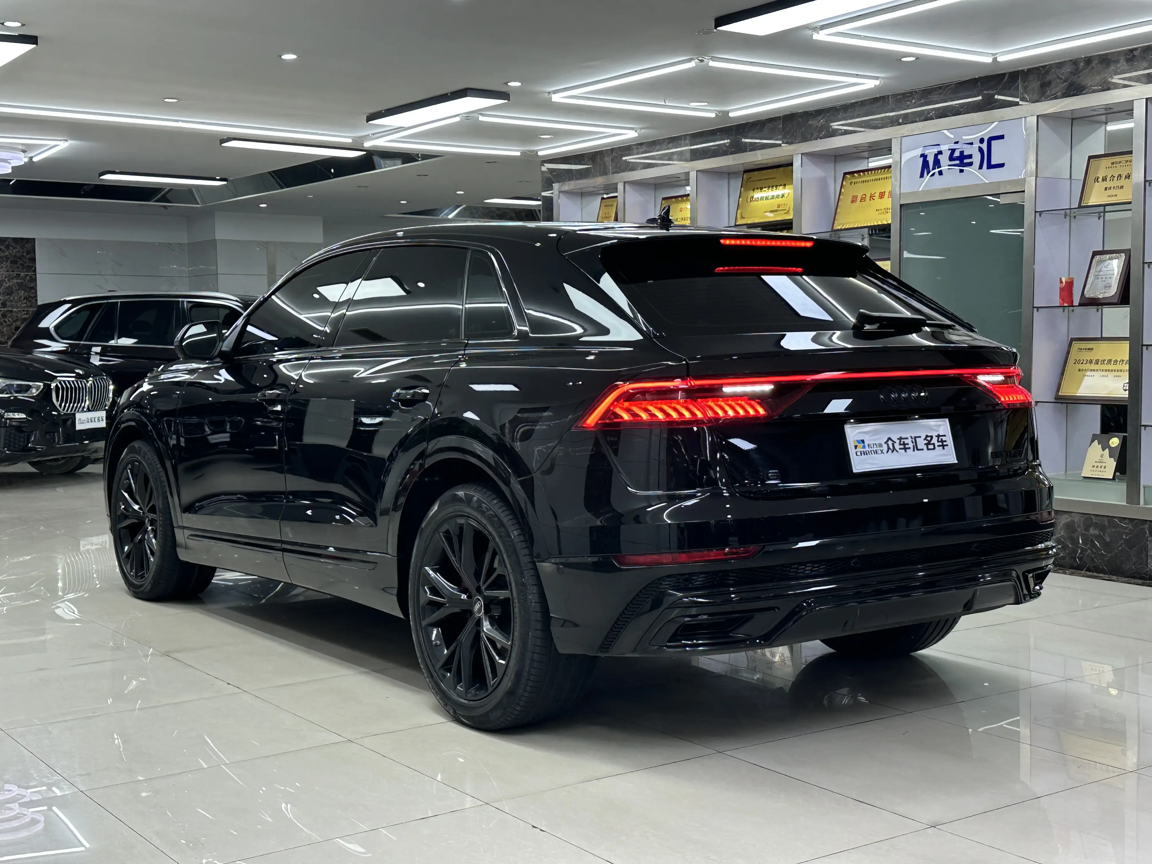 Audi Q8