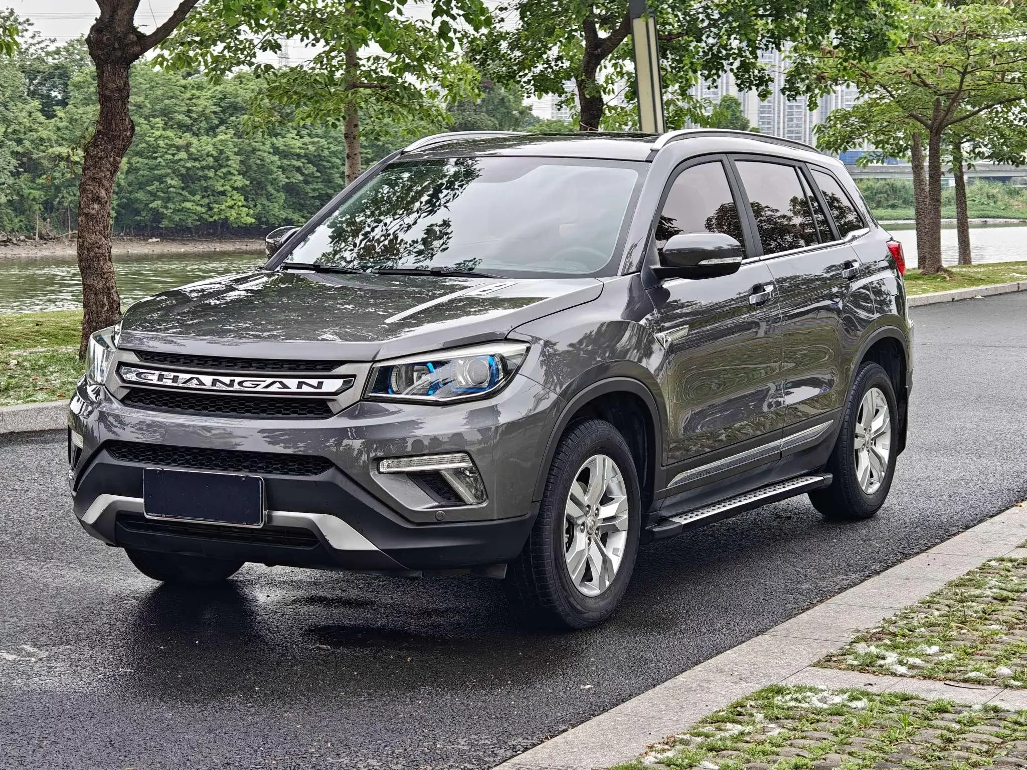Changan CS75