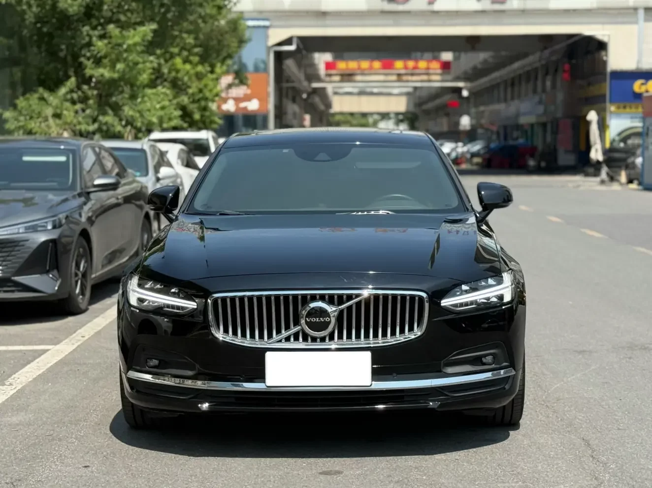 Volvo S90