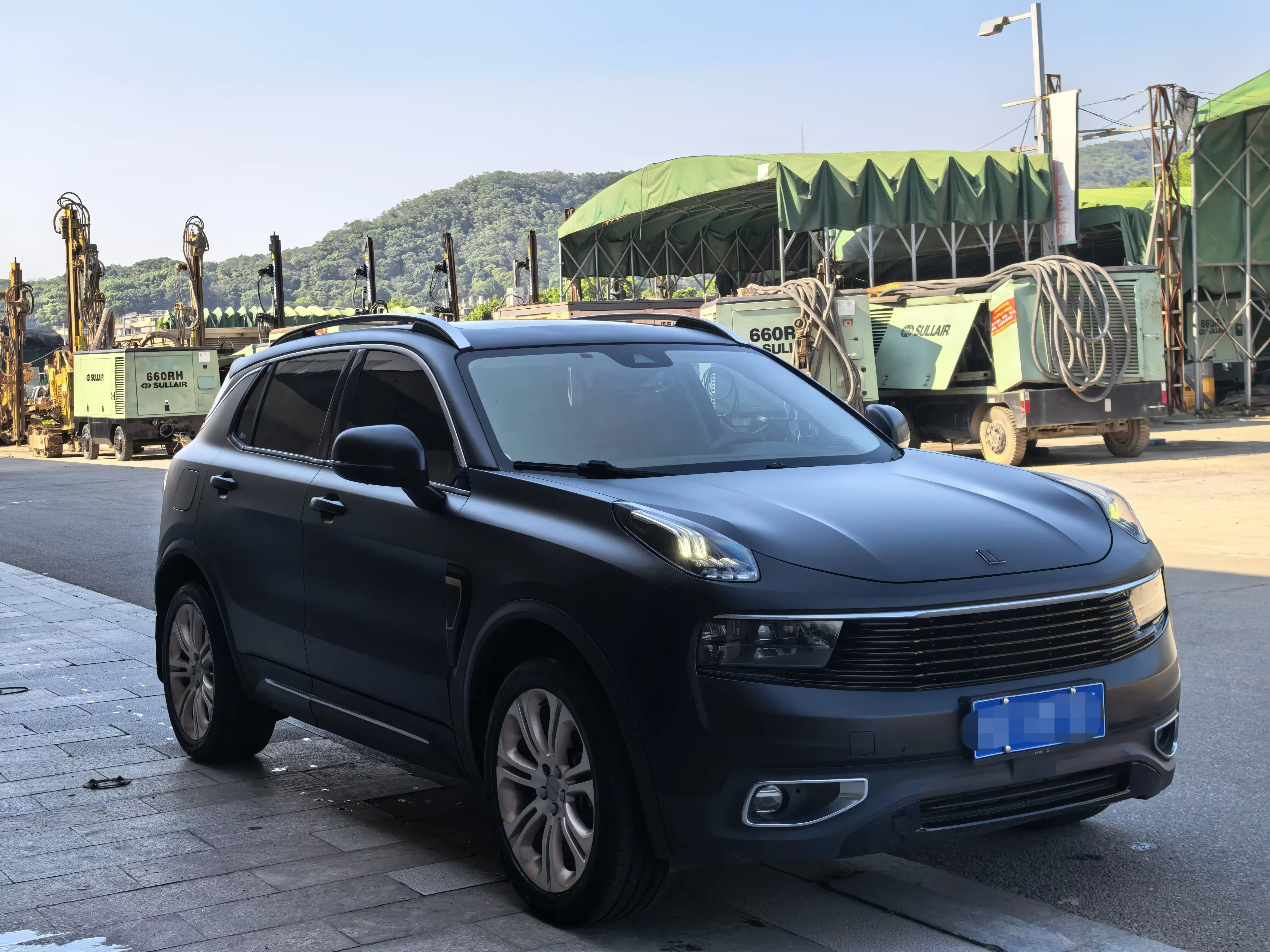 Lynk & Co 01
