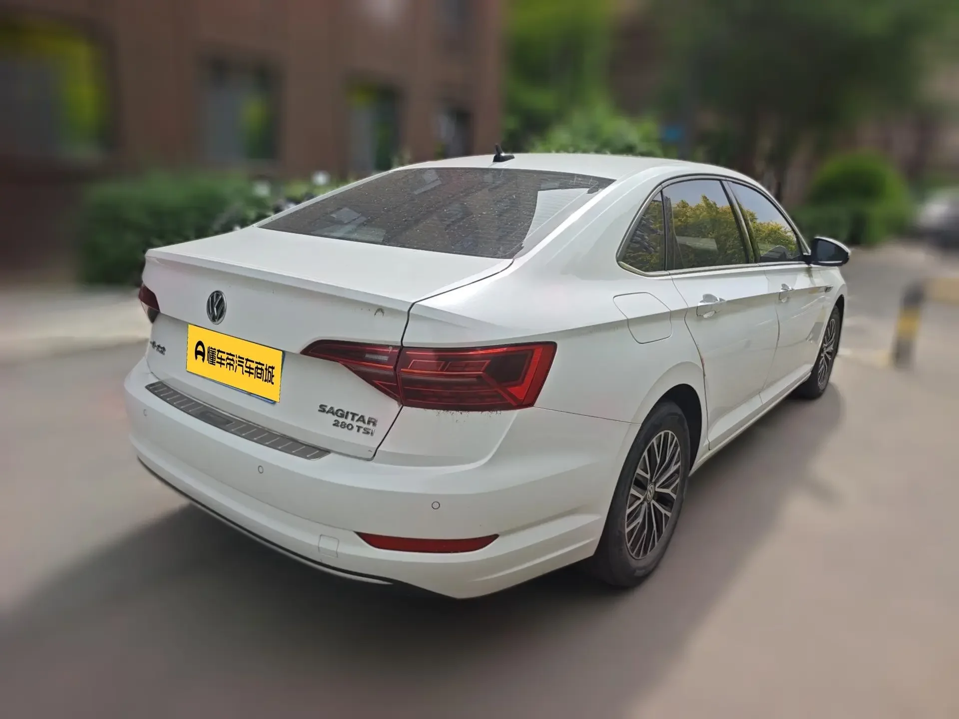 Volkswagen Sagitar