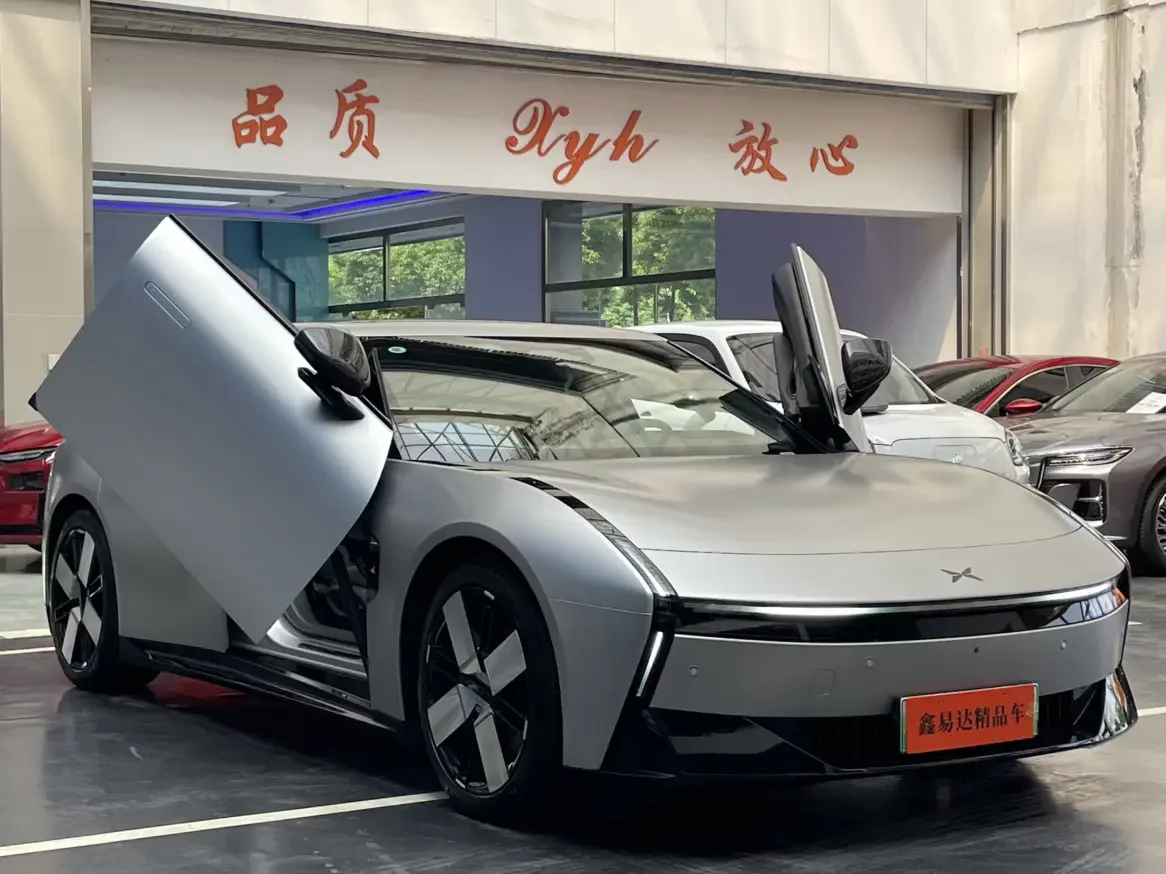 Xpeng P7