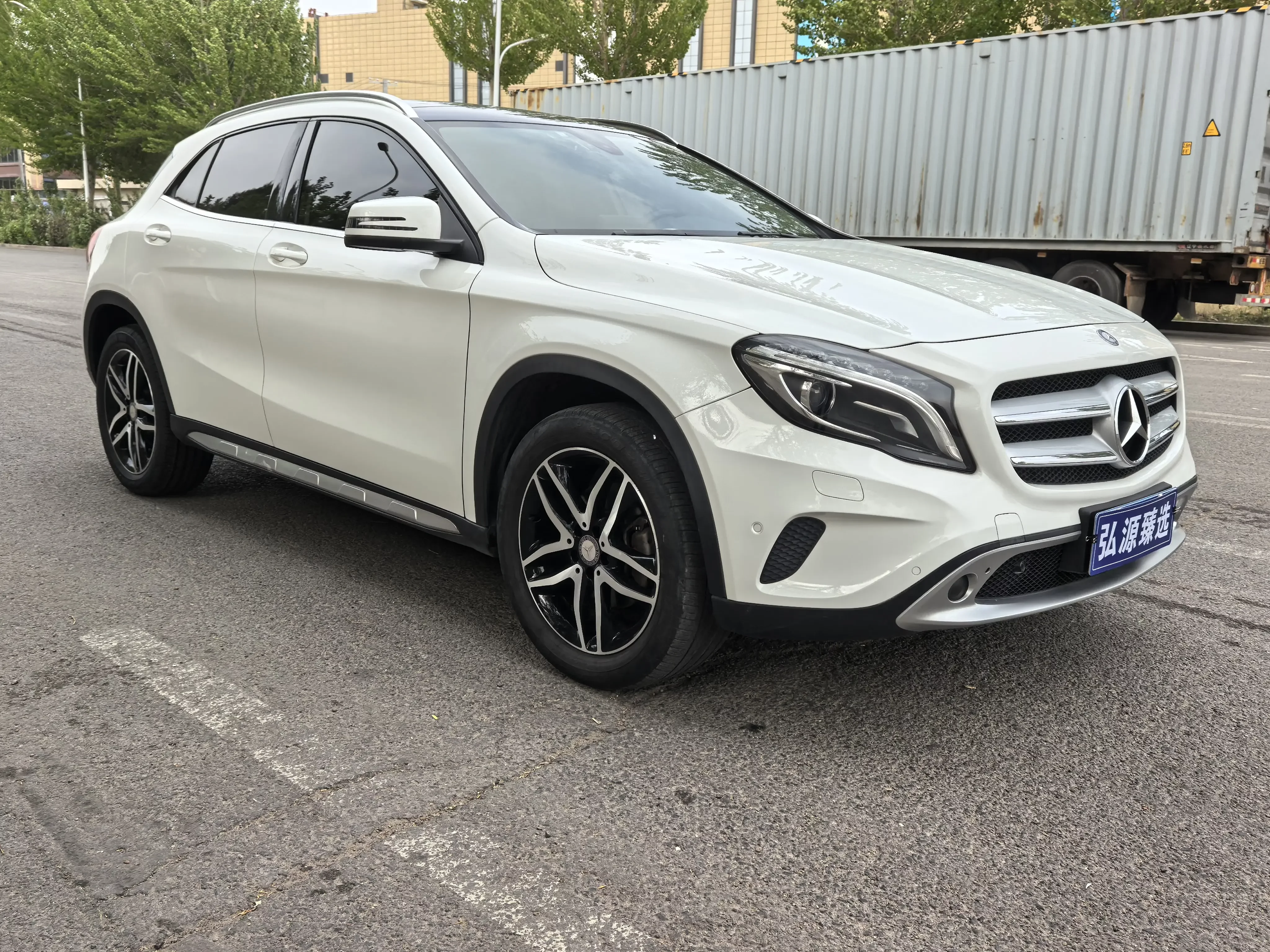 Mercedes-Benz GLA