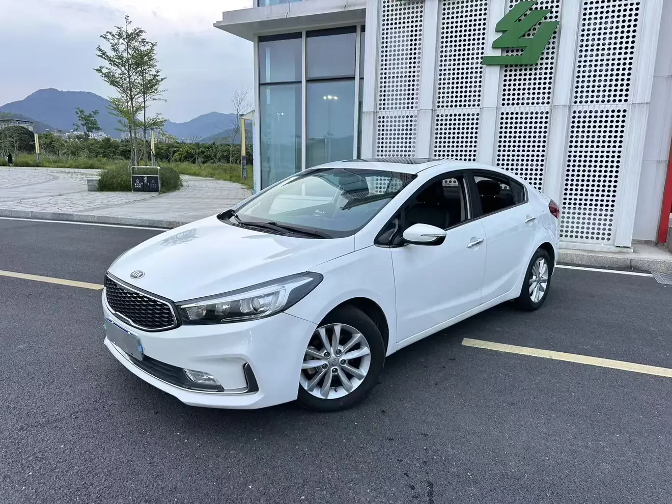 Kia K3