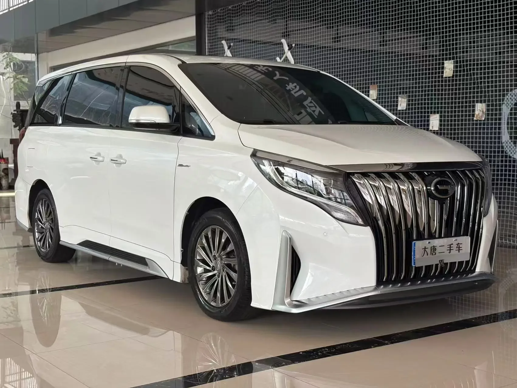 GAC Trumpchi M8