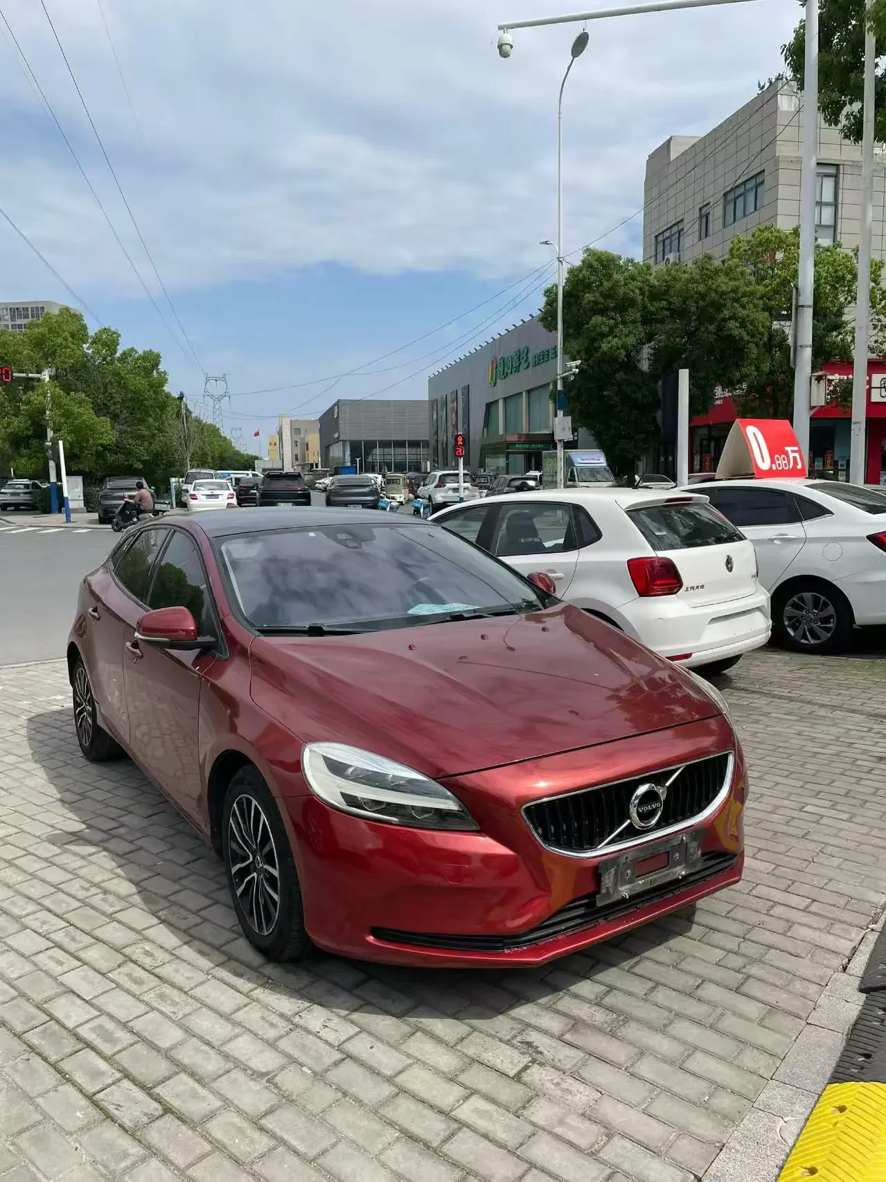 Volvo V40