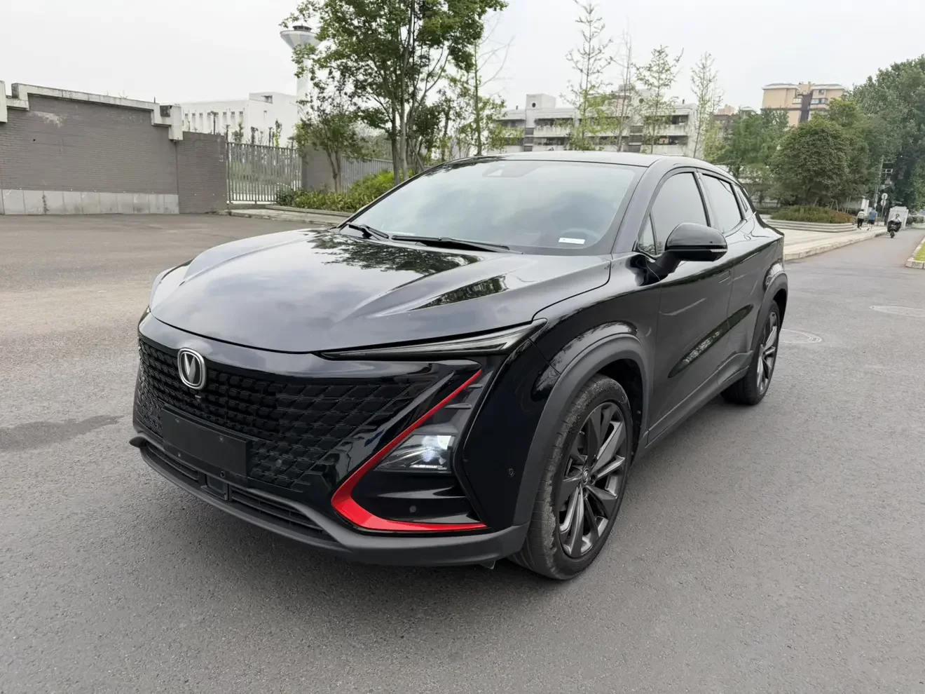 Changan UNI-T  из Китая