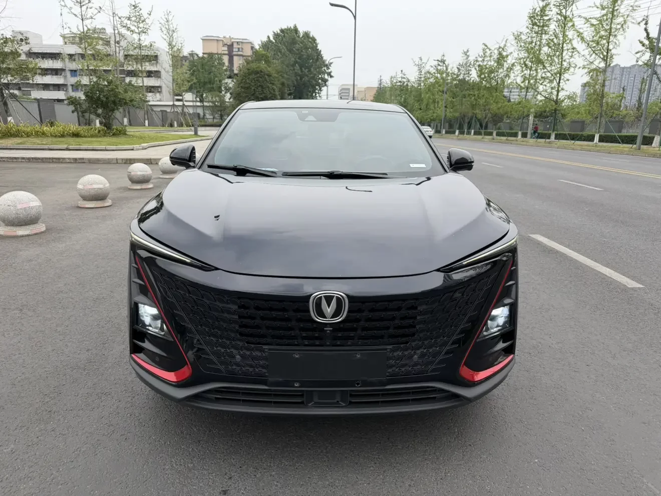 Changan UNI-T  из Китая