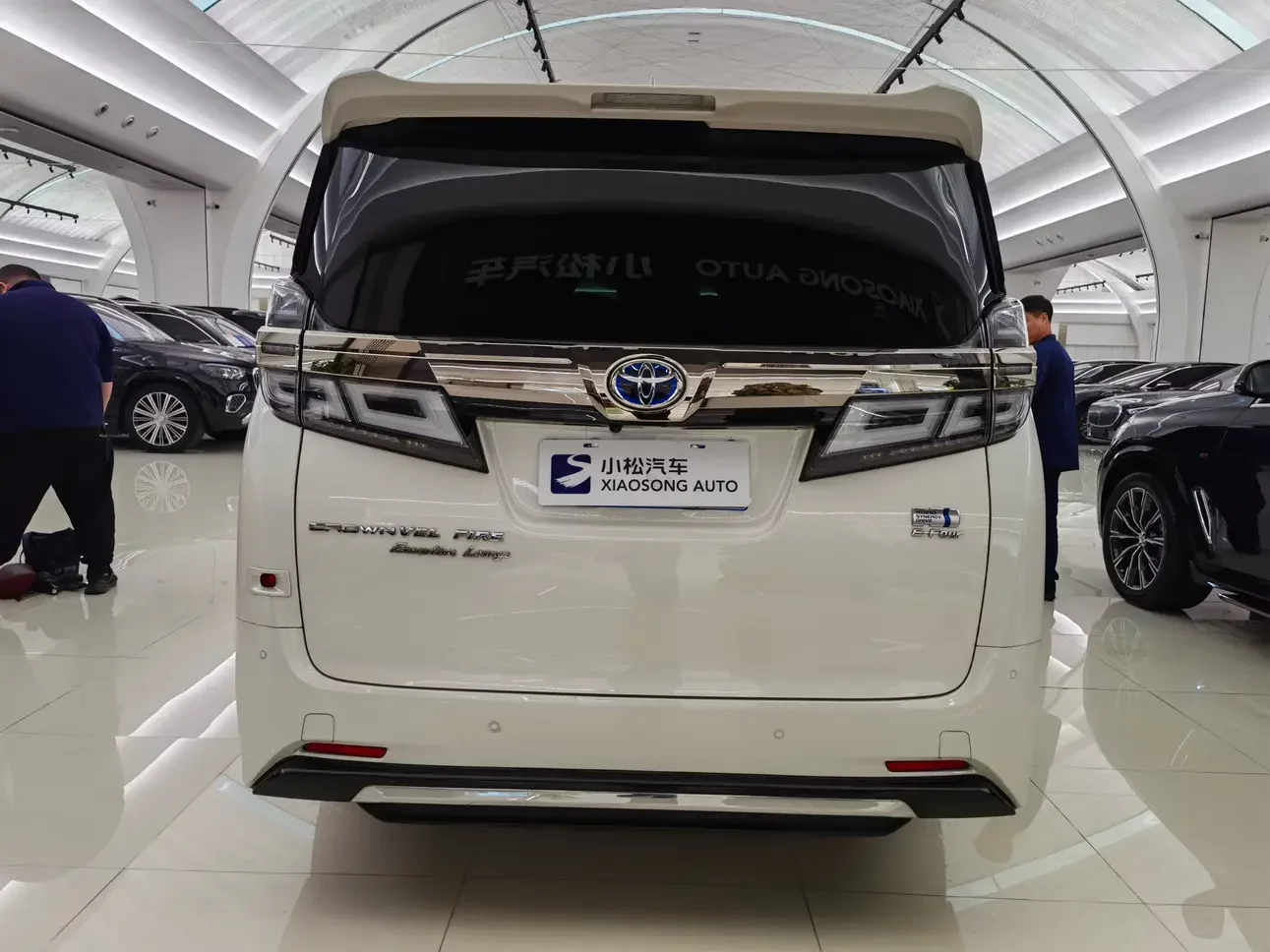Toyota Crown Wellfire