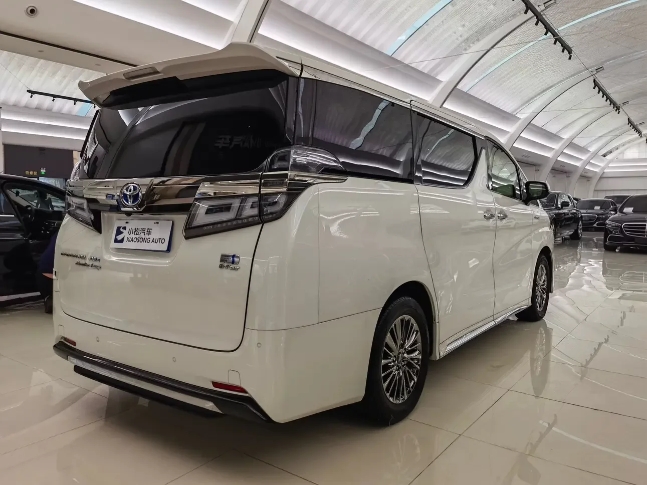 Toyota Crown Wellfire