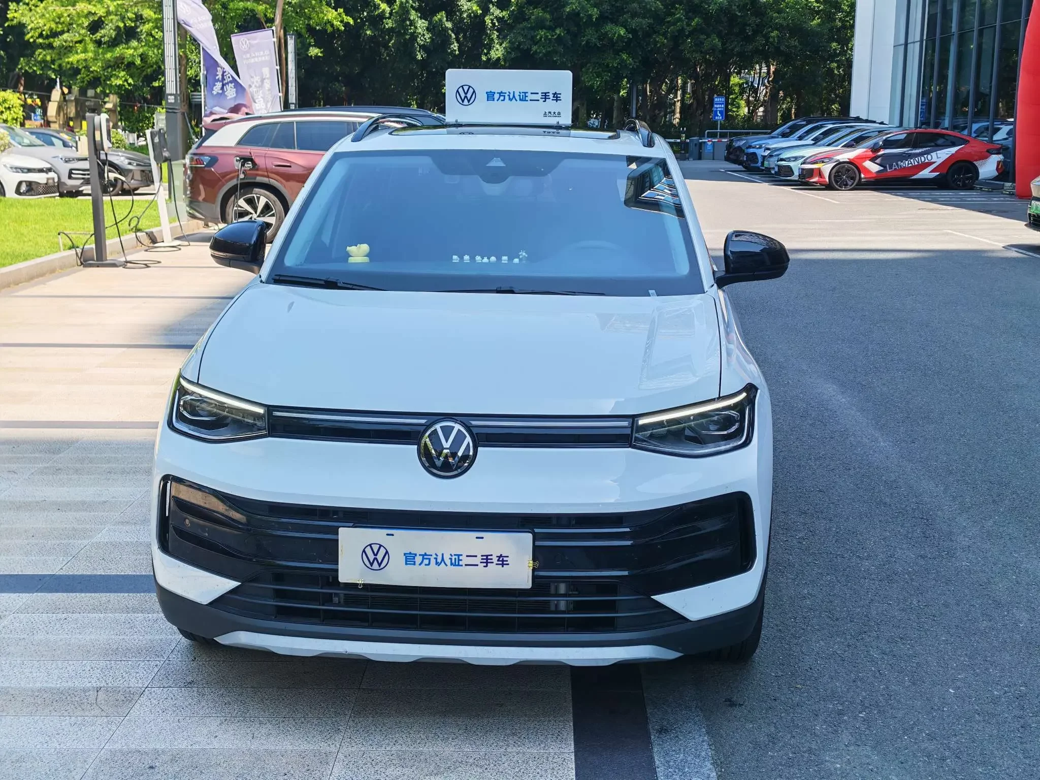 Volkswagen Tharu