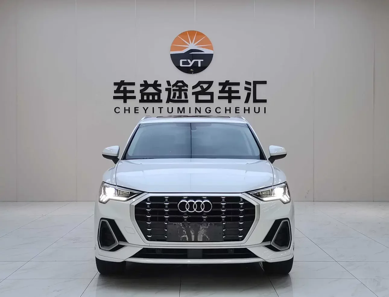 Audi Q3