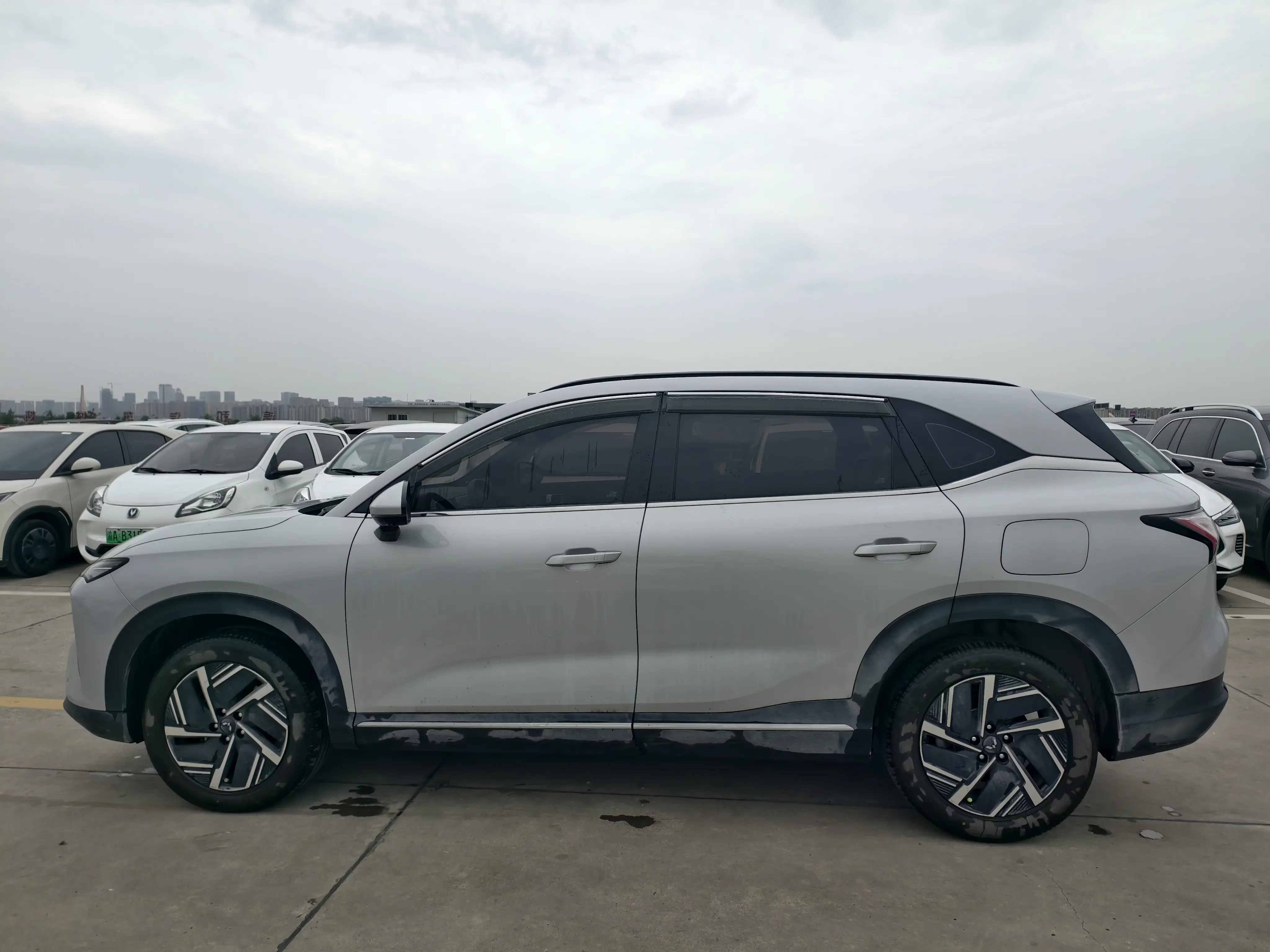 Wuling Starlight S PHEV
