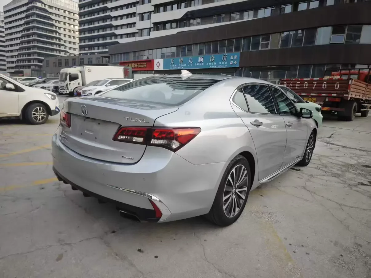 Acura TLX-L