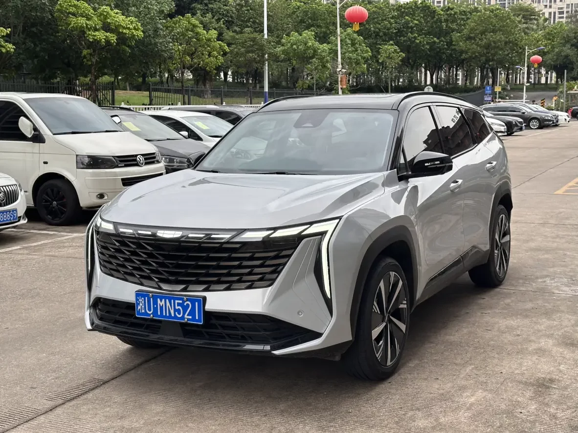 Geely Atlas L