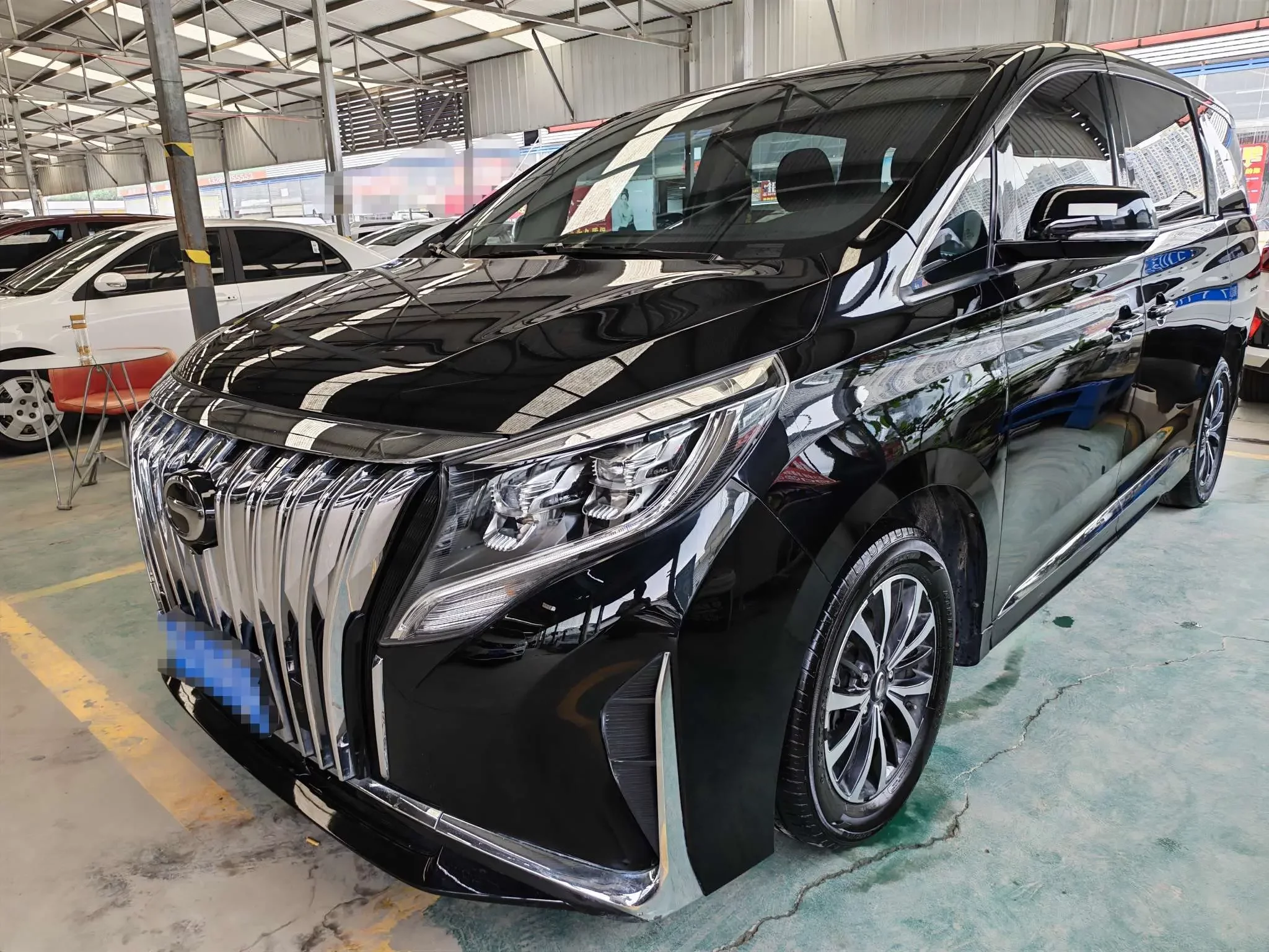 GAC Trumpchi M8