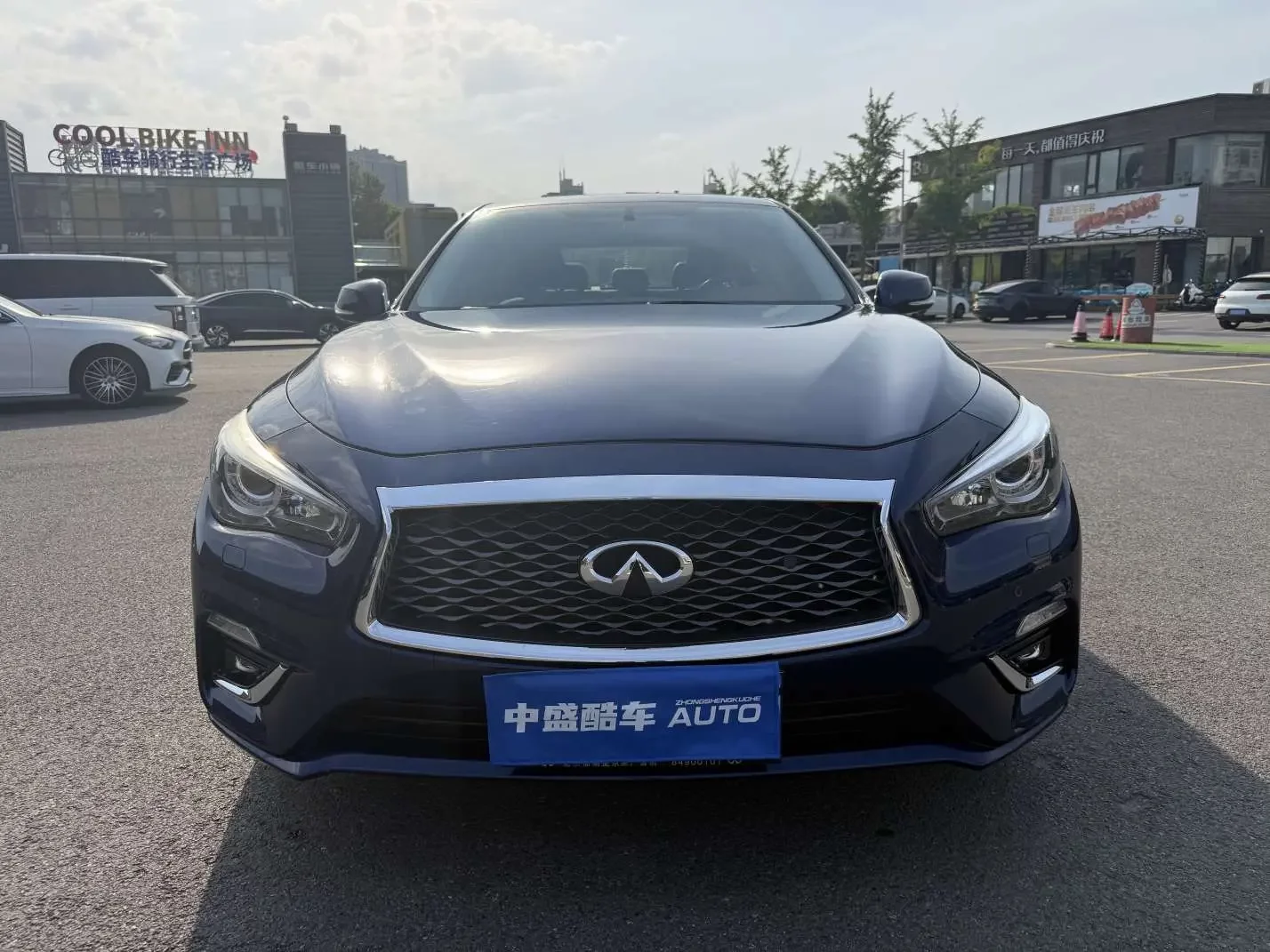 Infiniti Q50L