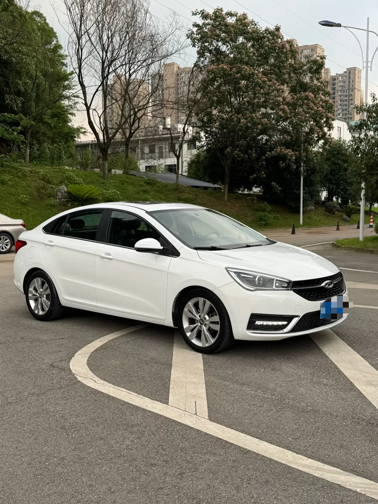 Chery Arrizo 5