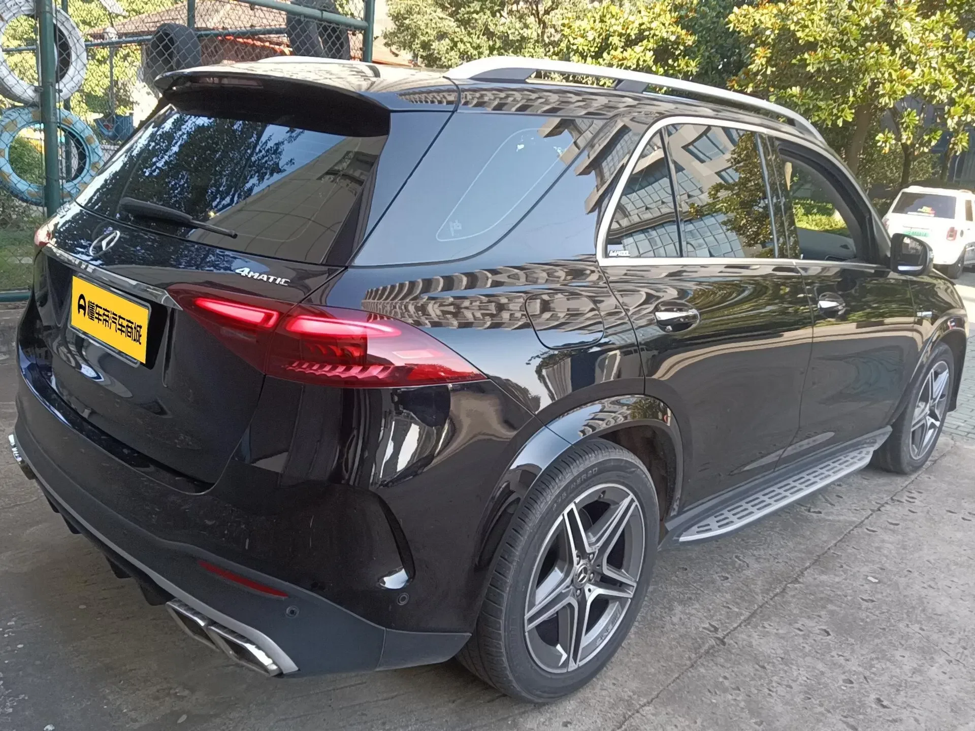 Mercedes-Benz GLE (Imported)