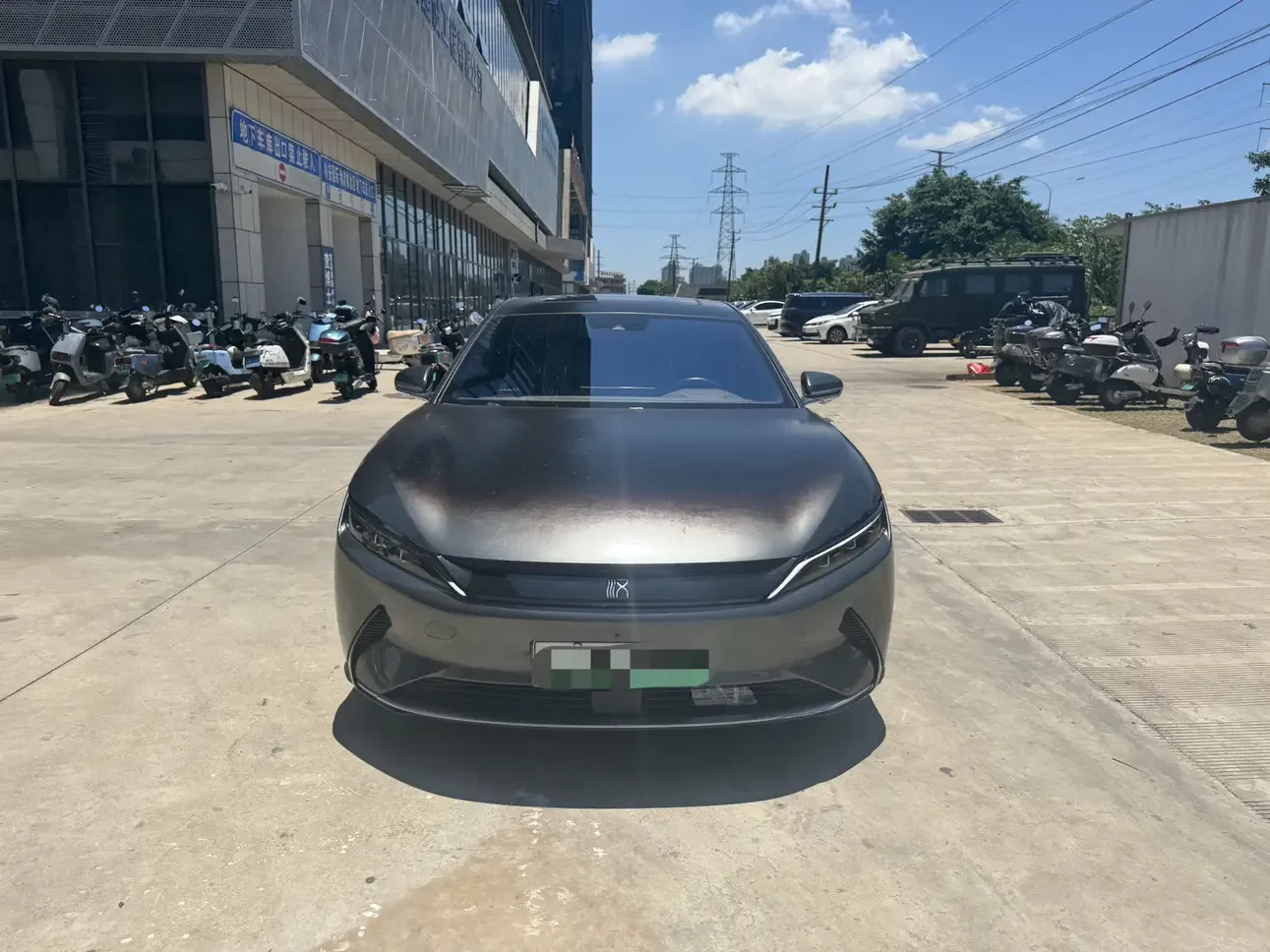 BYD Han EV