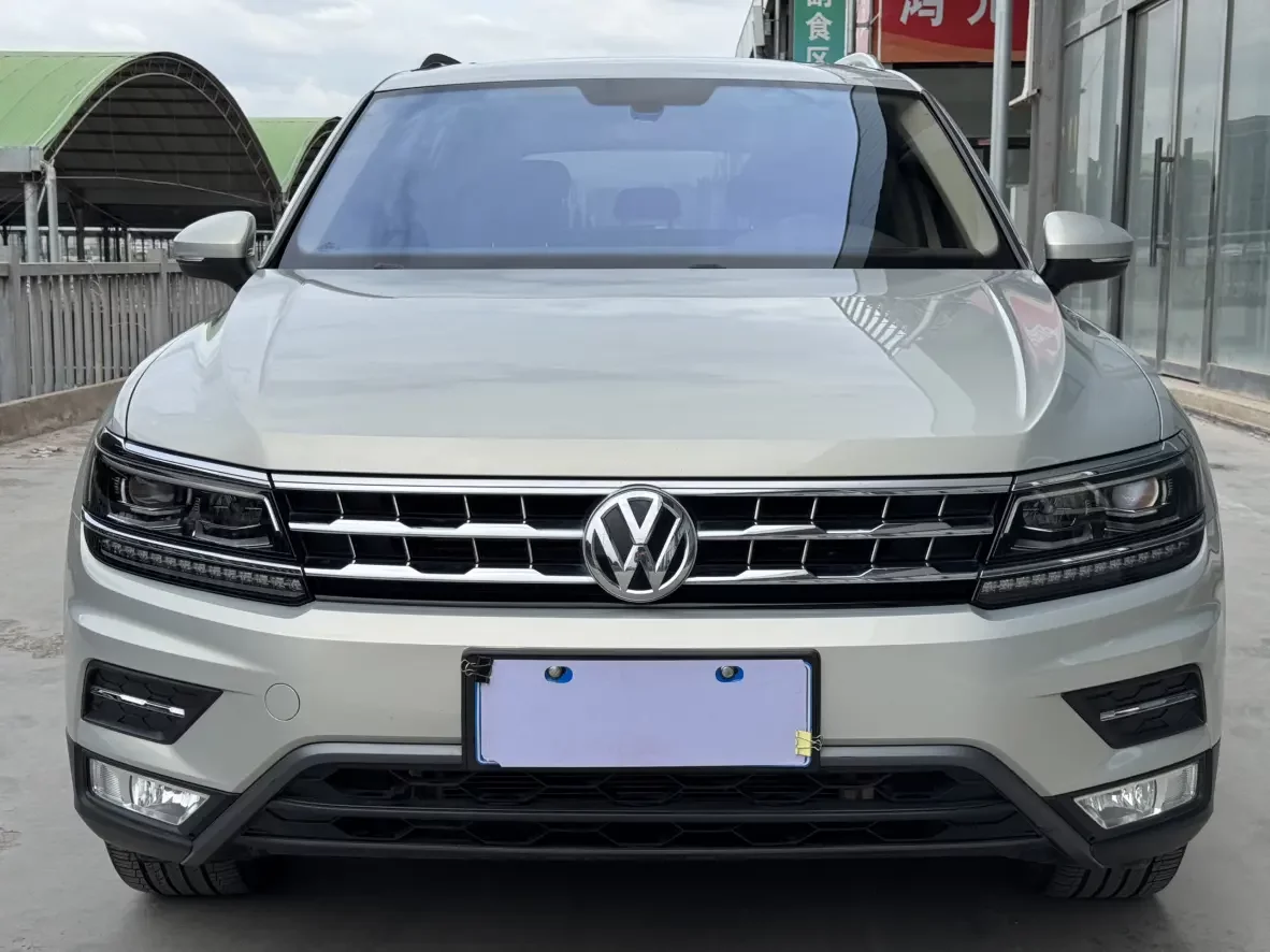 Volkswagen Tiguan L